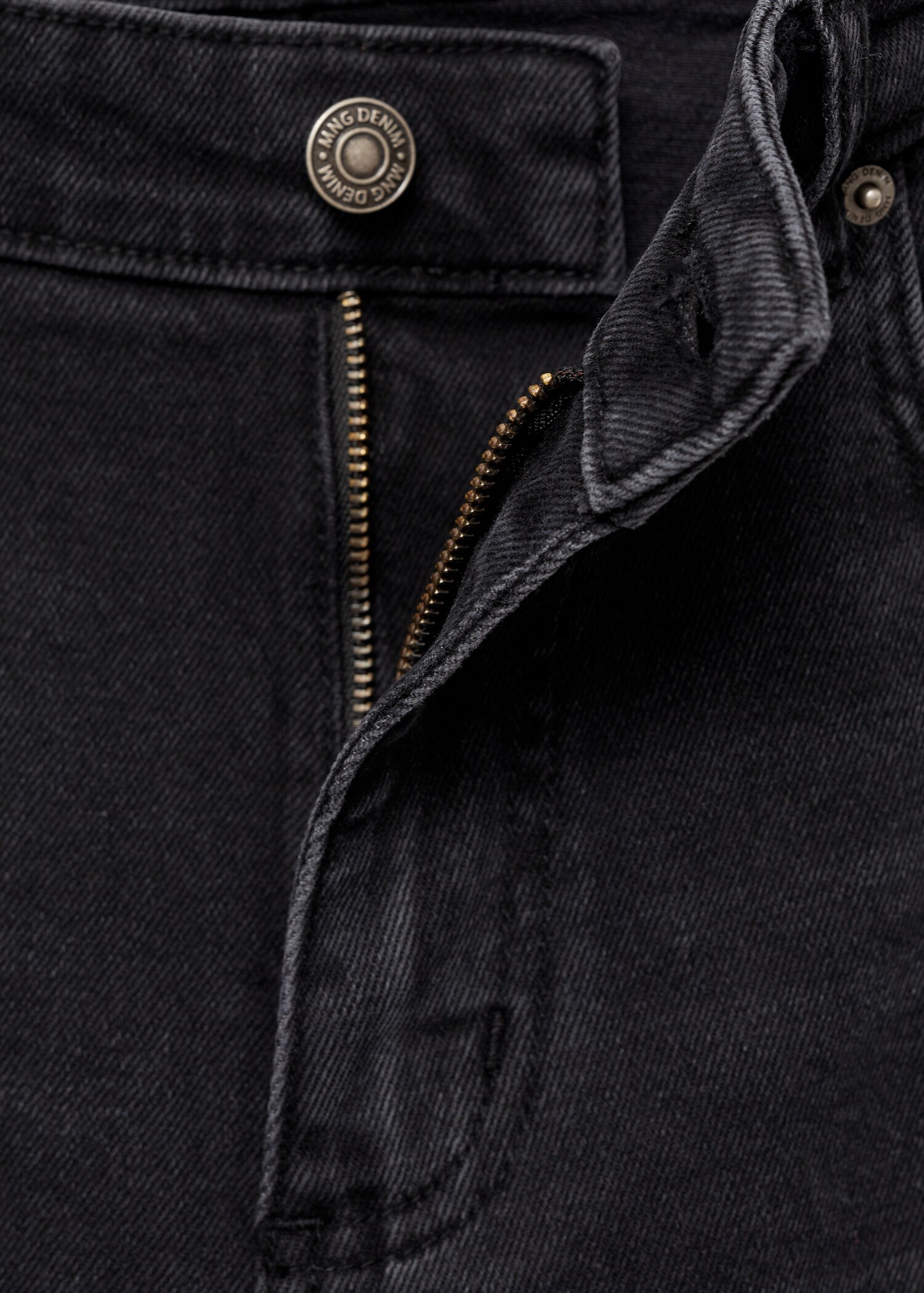 Slim-fit denim bermuda shorts - Details of the article 0