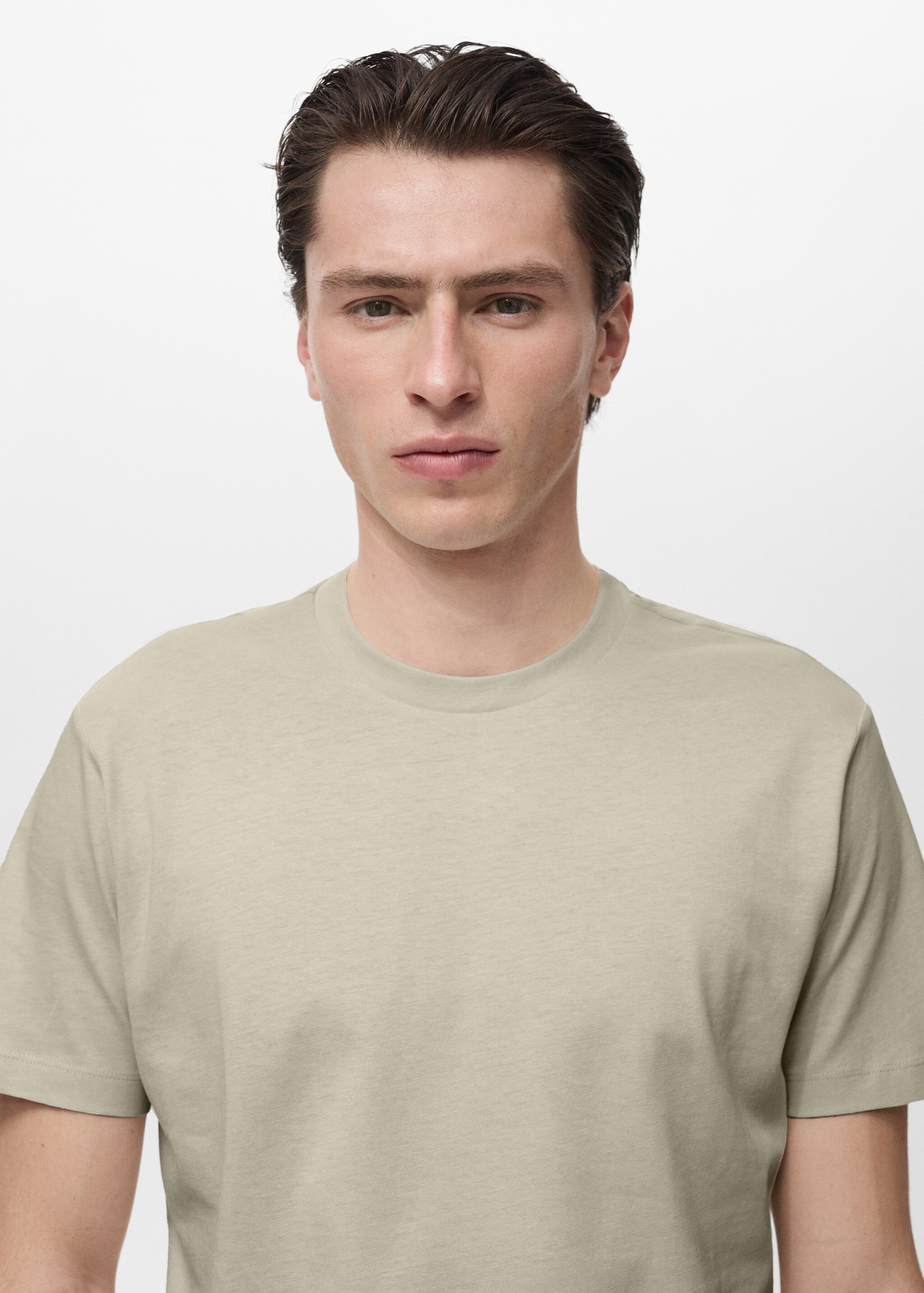 Camiseta slim fit 100% algodón - Detalle del artículo 1