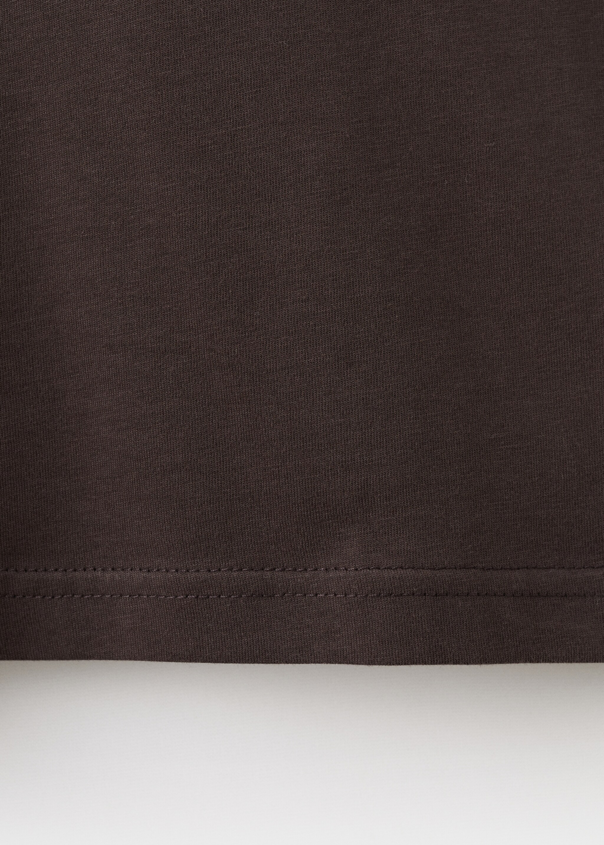 100% cotton slim-fit t-shirt - Details of the article 0, Chocolate. Ref: 17031230-00.