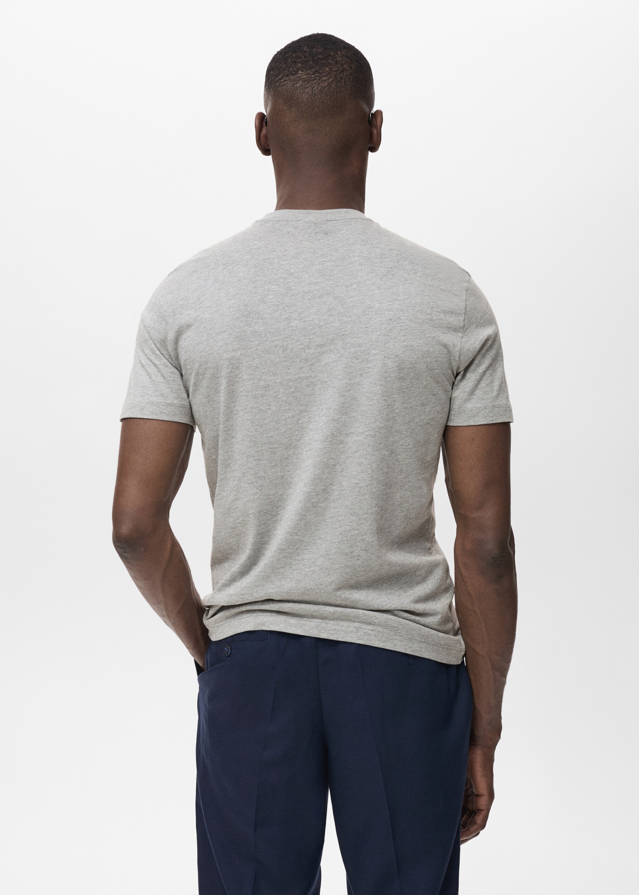 Camiseta slim fit 100% algodón - Reverso del artículo