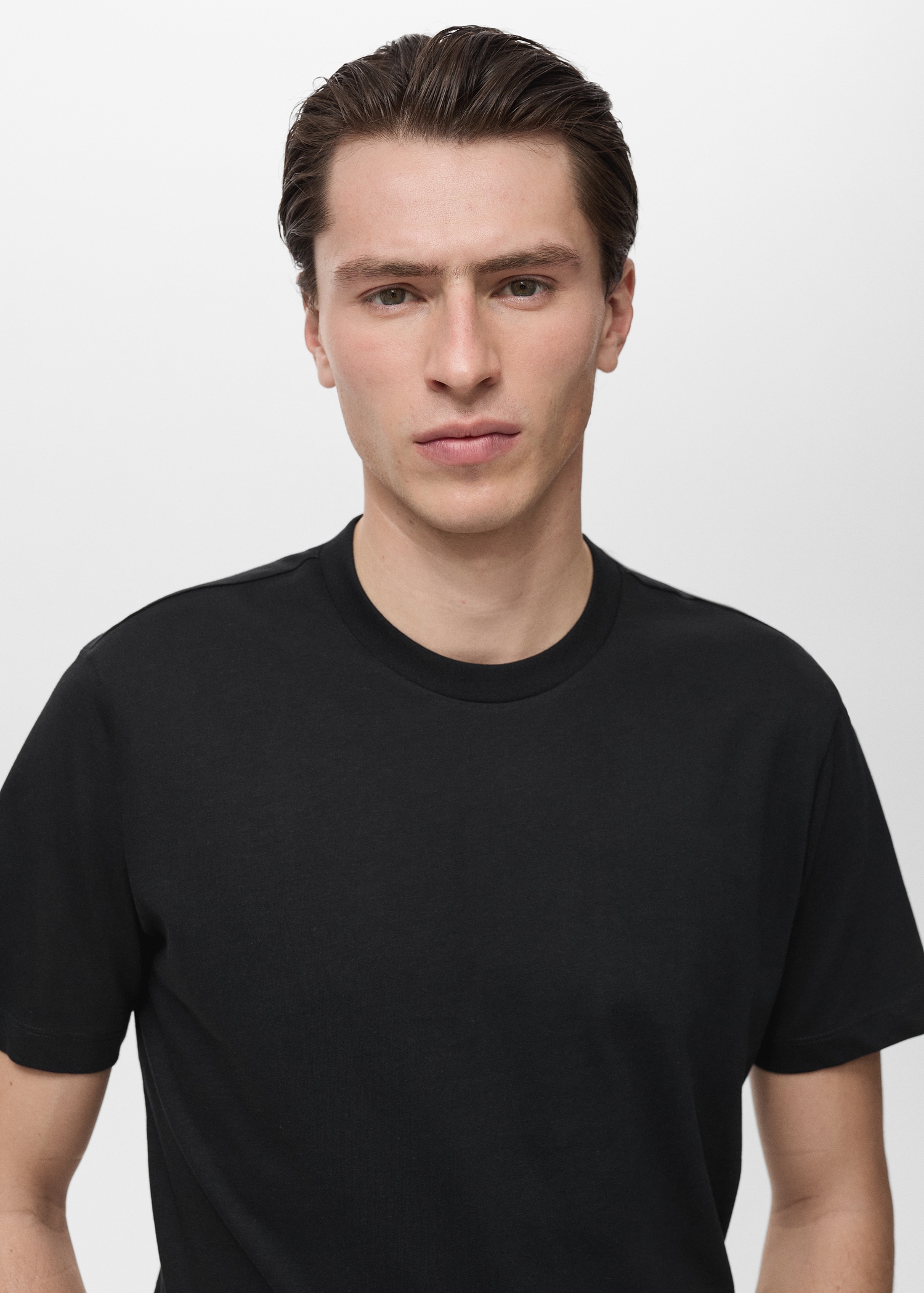 100% cotton slim-fit t-shirt - Details of the article 1