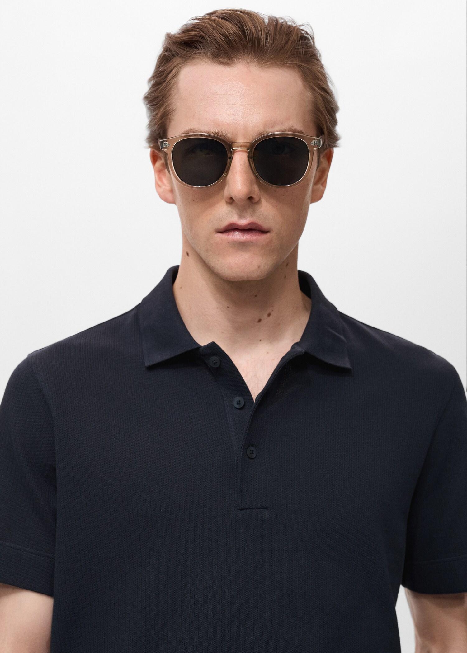 Feinstrick-Poloshirt mit Rippmuster - Detail des Artikels 1