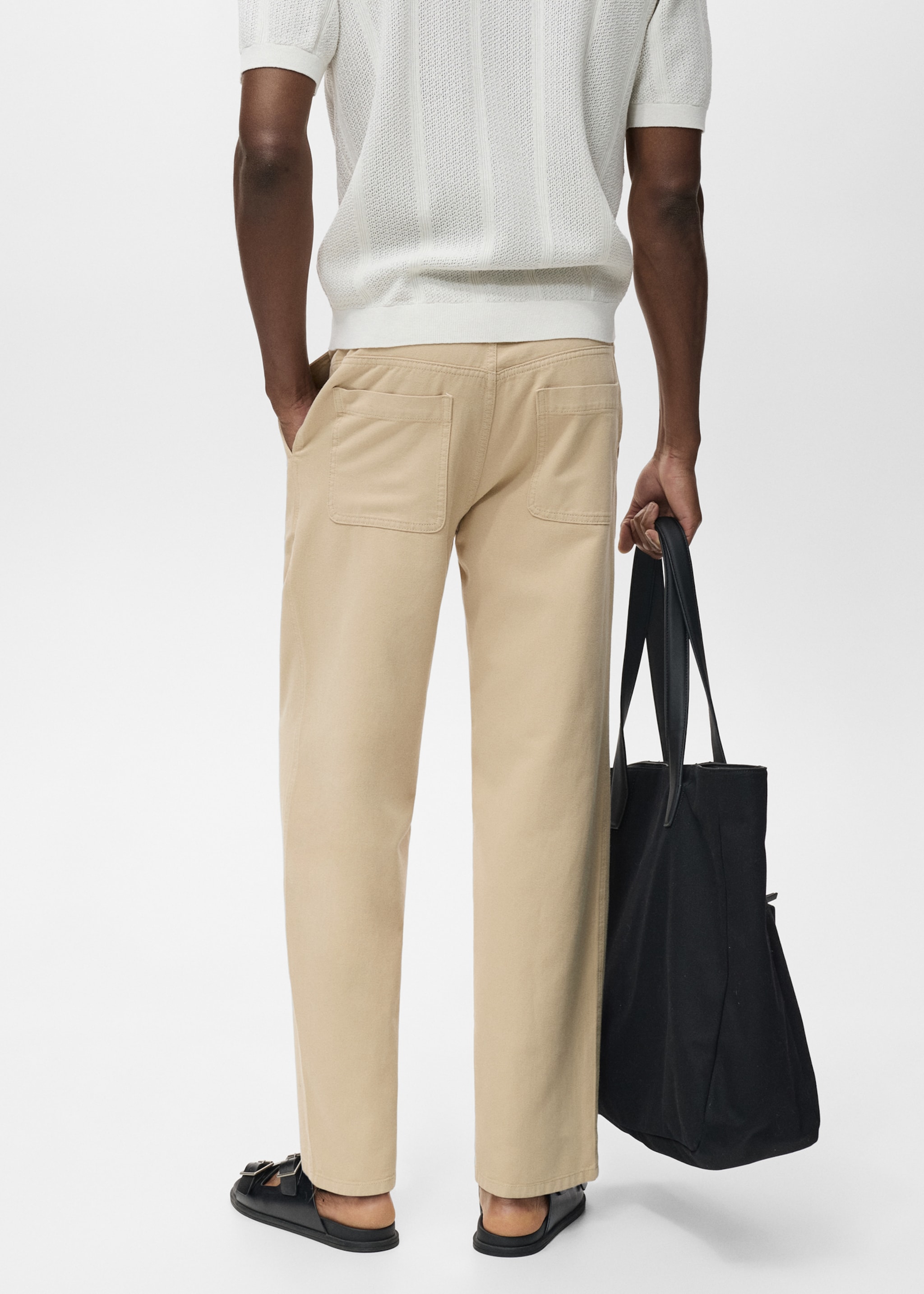 Regular-Fit-Jeans aus Baumwolle mit Leinen - Rückseite des Artikels