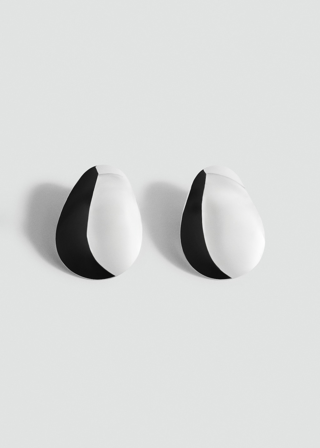 Maxi oval design earrings