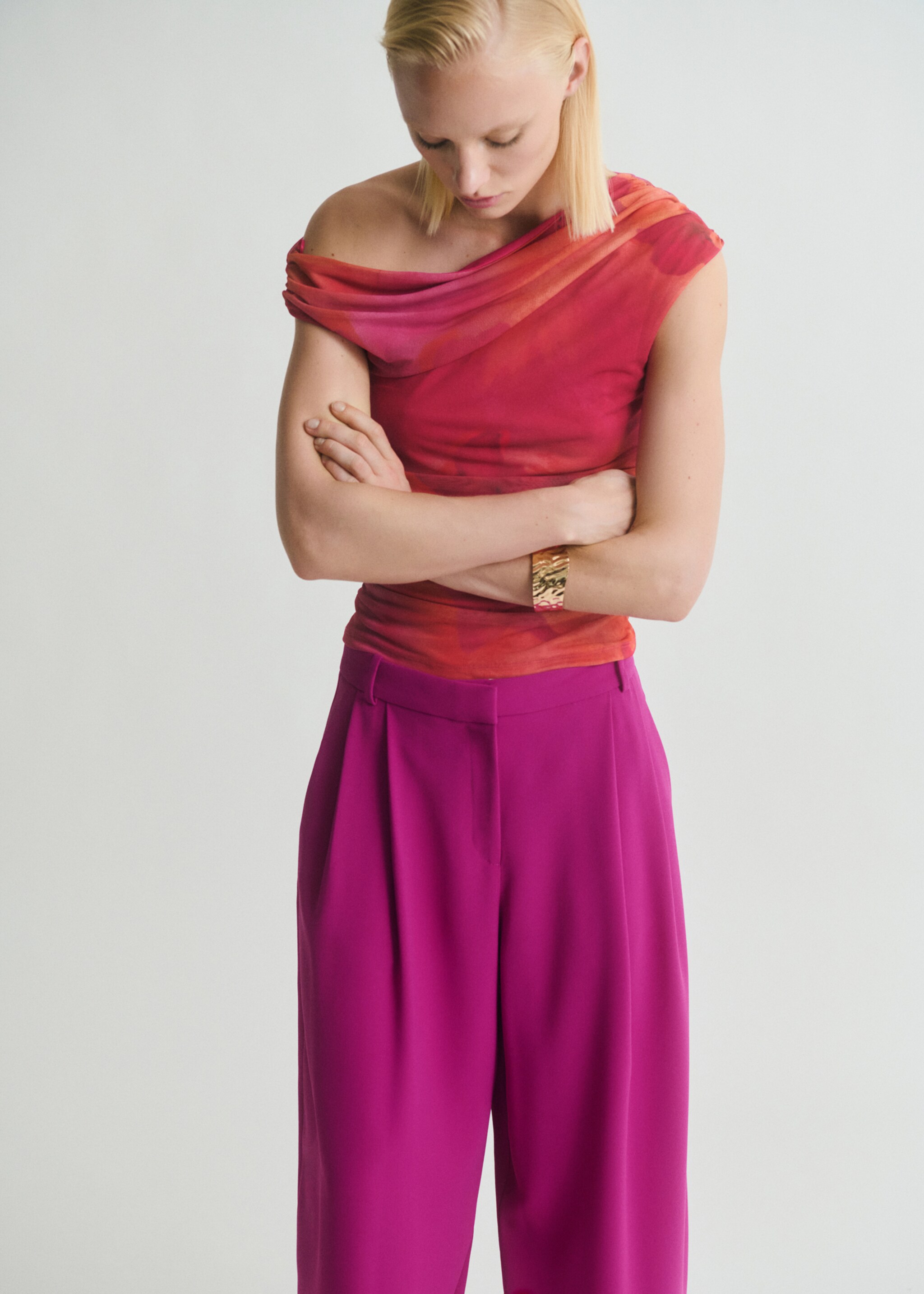 Pantalon à pinces - Détail de l'article 1