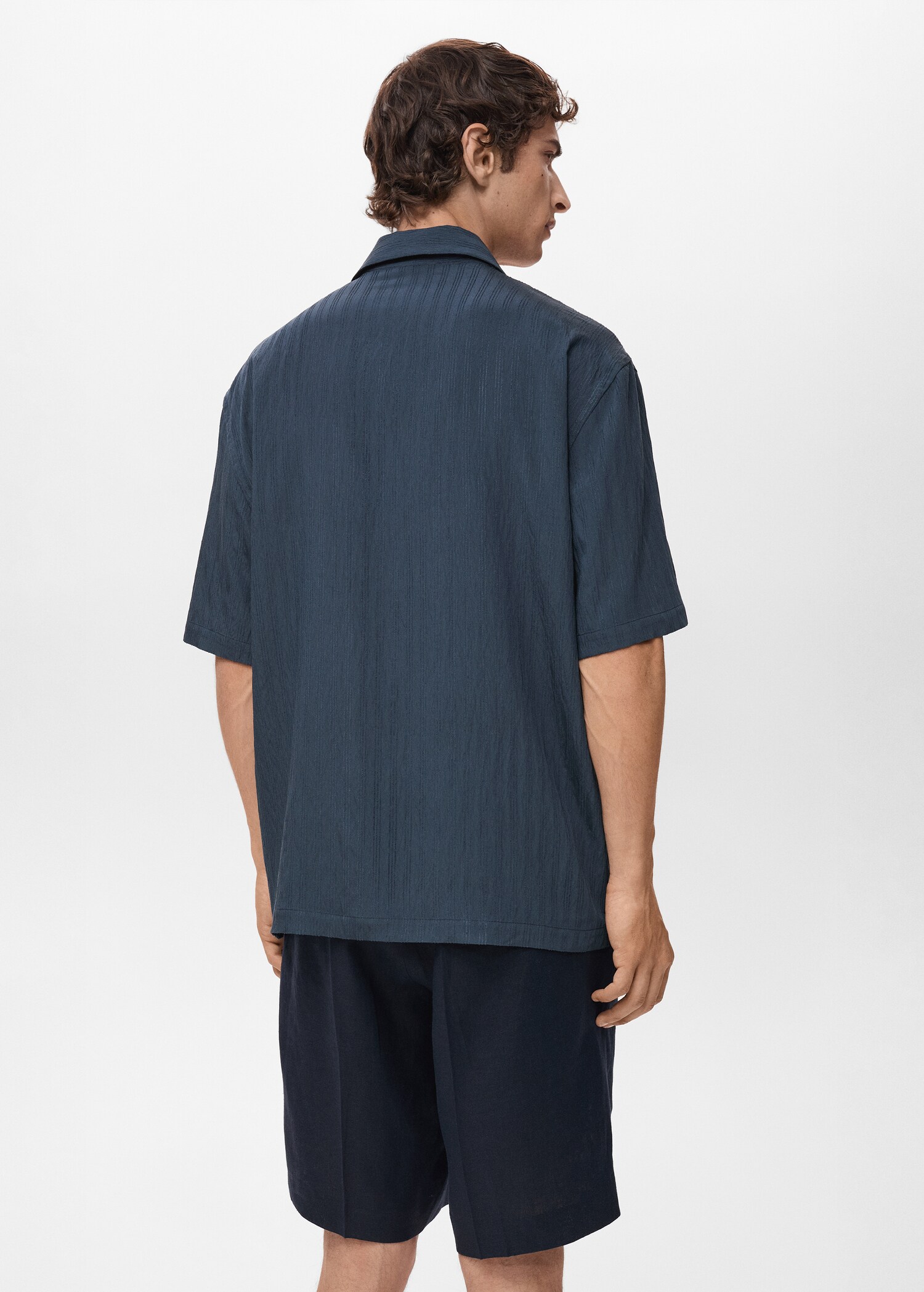 Striped embroidered shirt - Reverse of the article