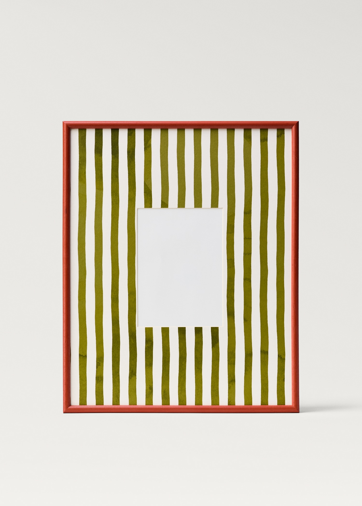 Wooden frame with large lines - Article without model