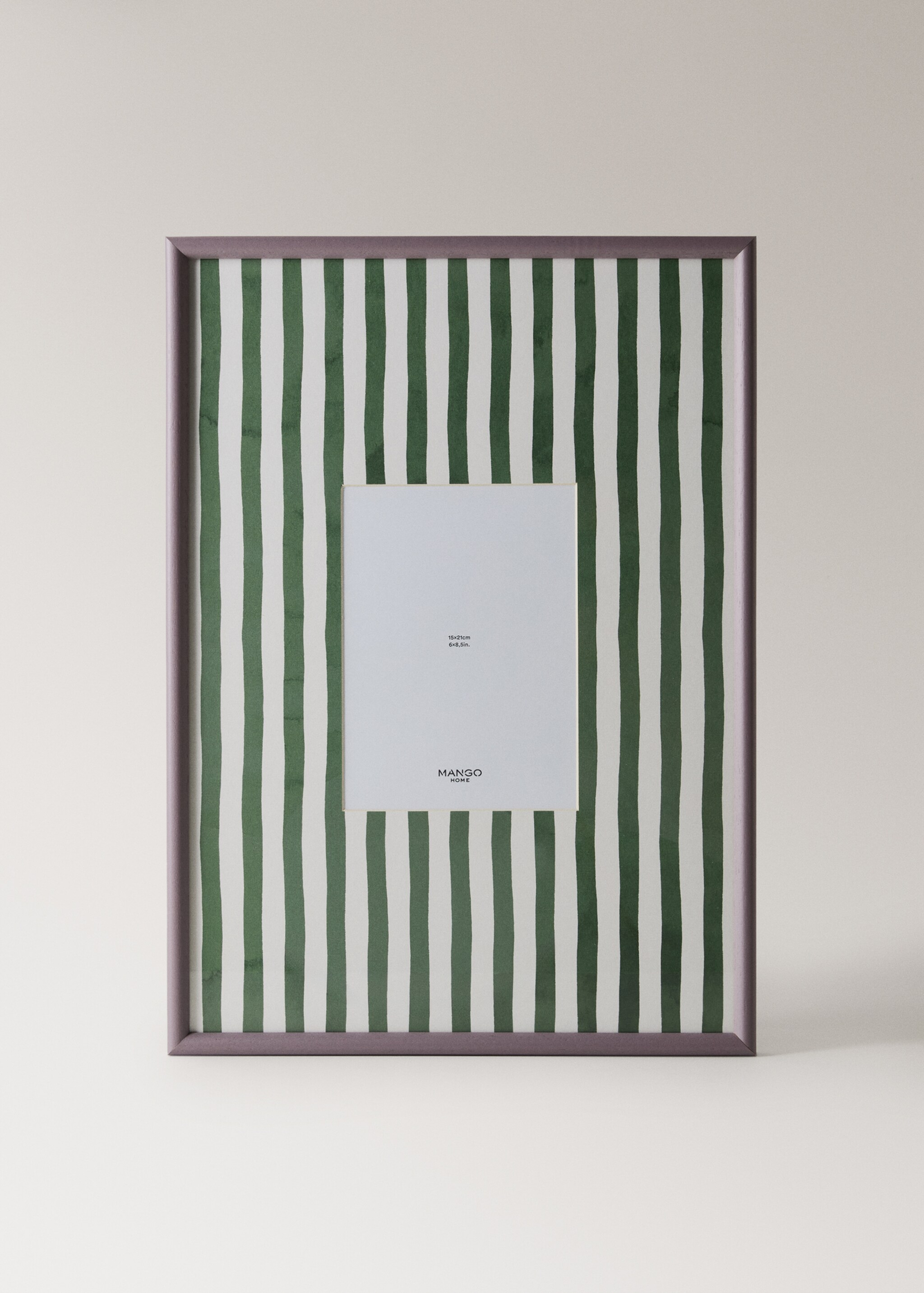 Wooden frame with large lines - Article without model, Plum. Ref: 17031282-00.