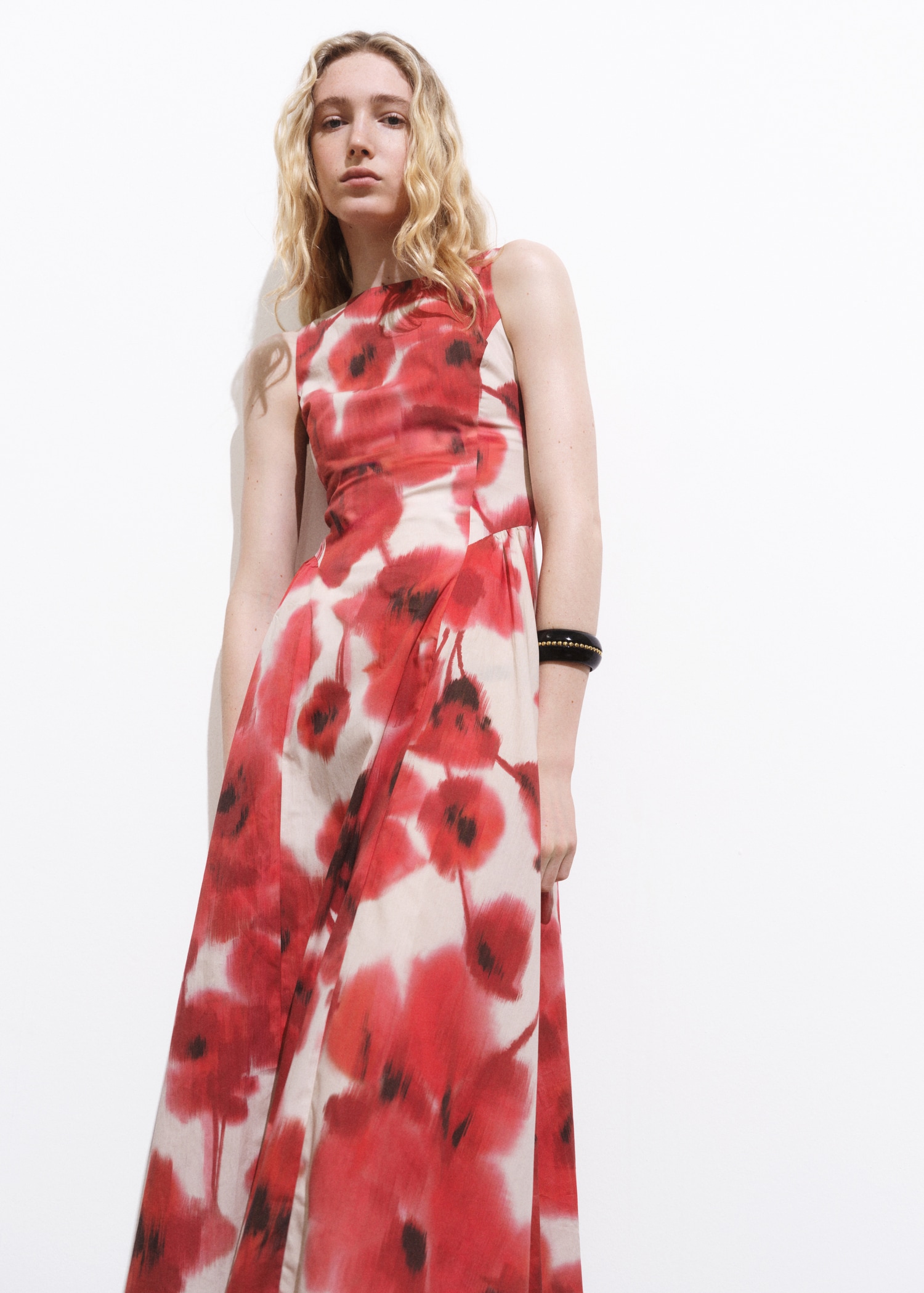 Robe évasée imprimé floral - Plan moyen