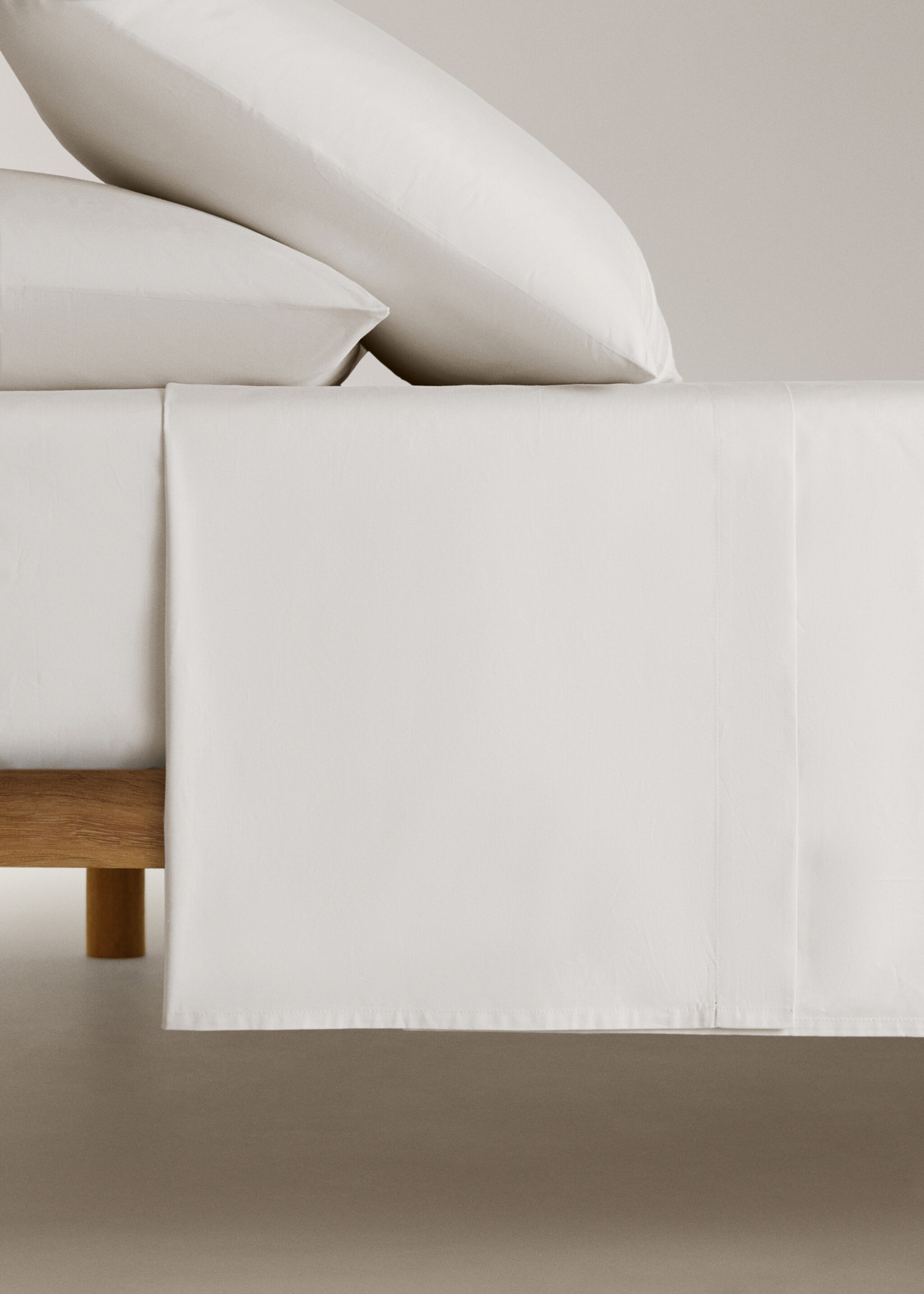Percale cotton flat sheet King bed - Article without model, Ecru. Ref: 17031555-00.