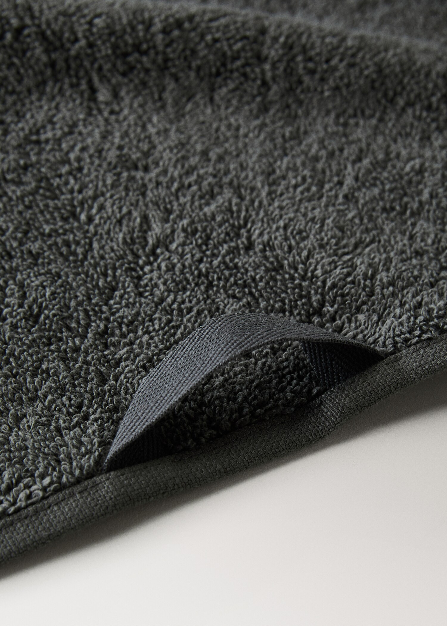 Serviette de lavabo pompons - Détail de l'article 2