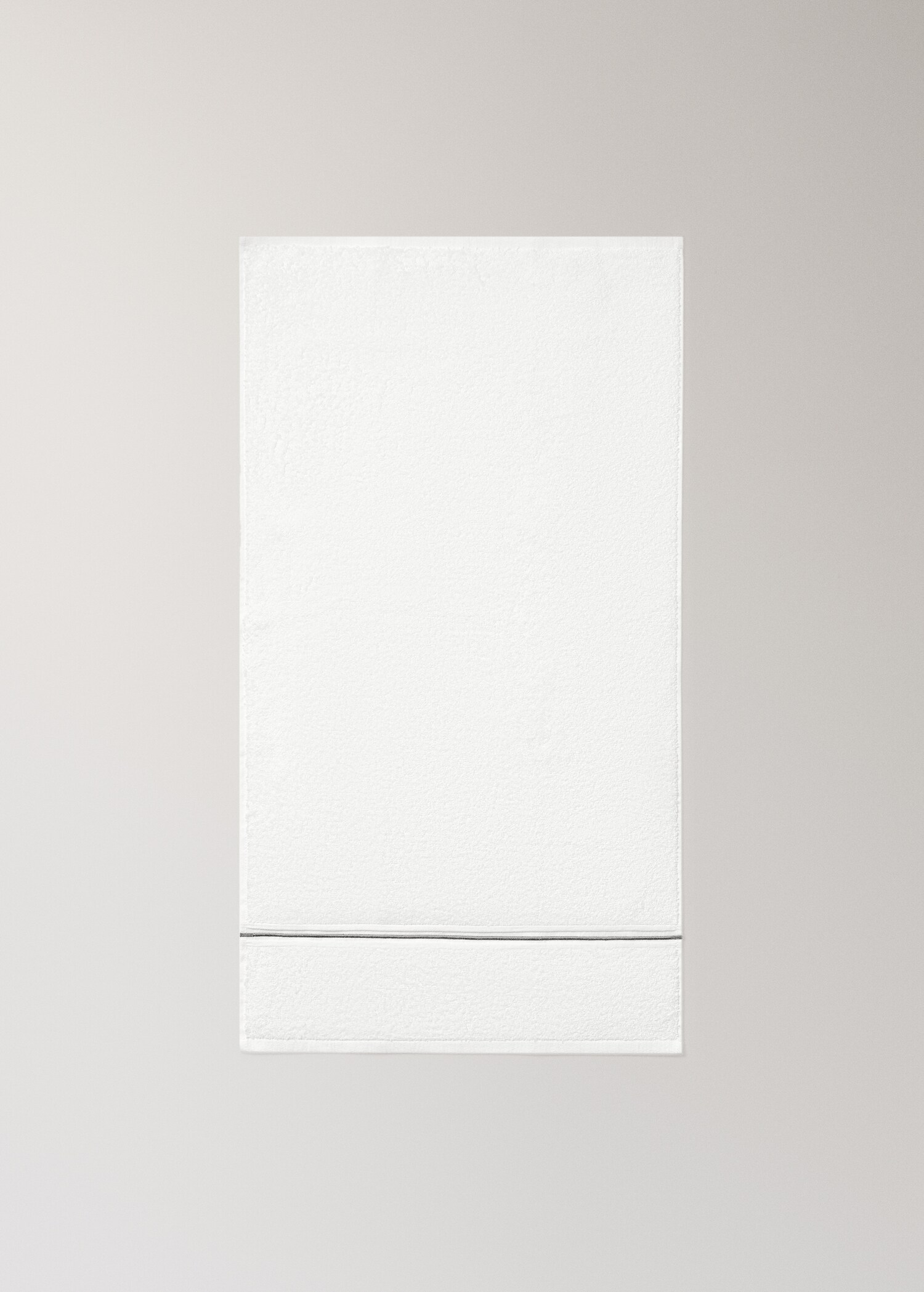 Cotton hand towel with embroidered scalloped edge - Details of the article 4