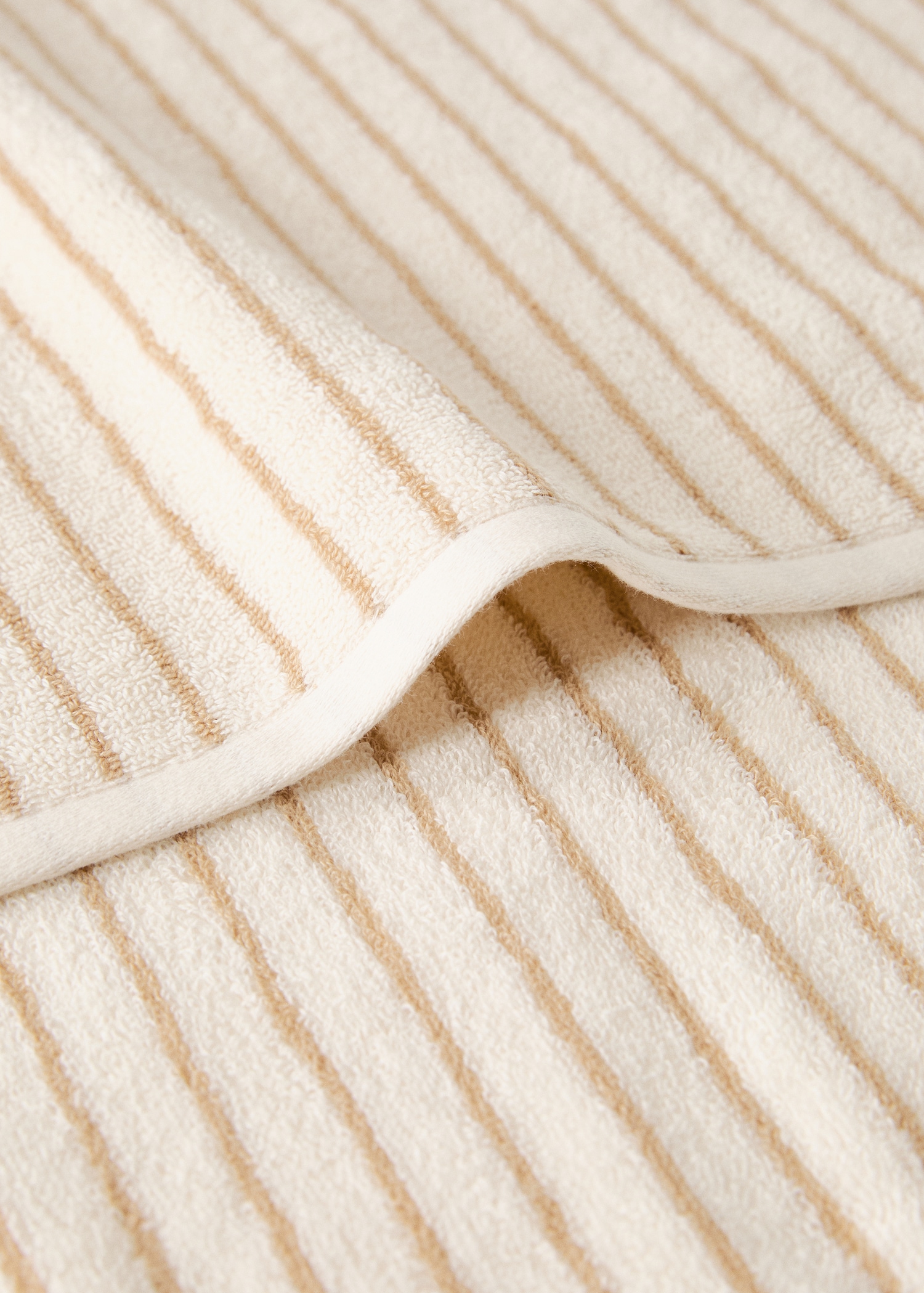 Two-colour stripe cotton towel - Details of the article 1