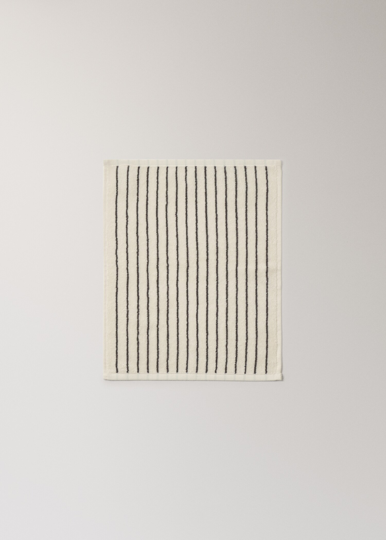 Two-colour stripe cotton towel - Details of the article 4