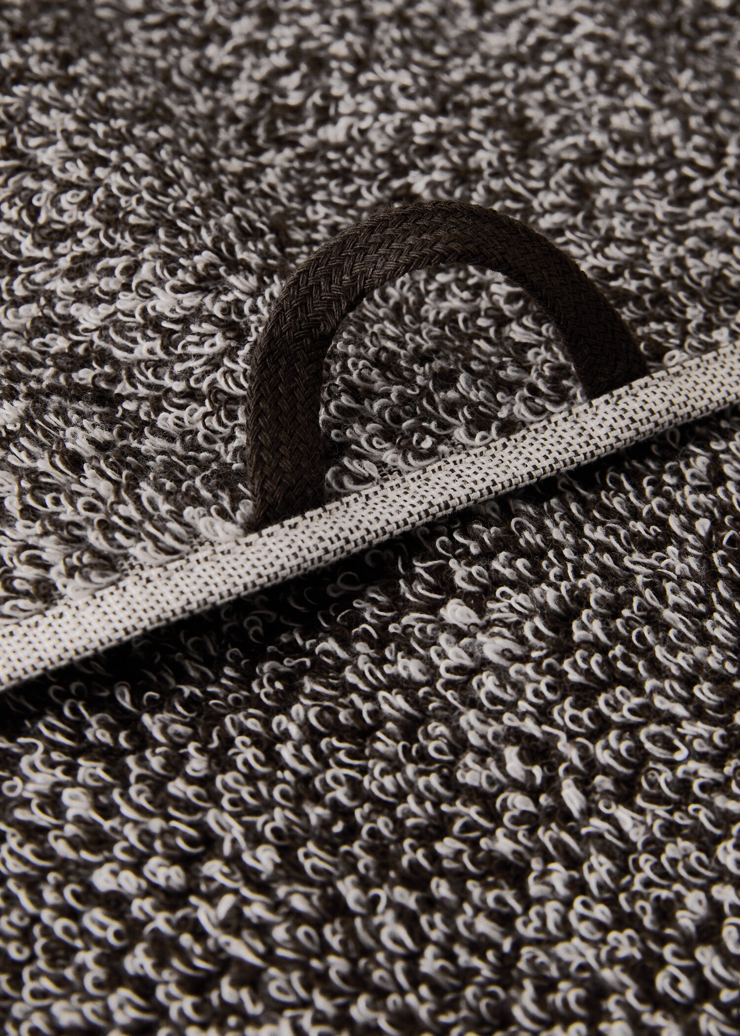 Two-tone melange cotton hand towel - Details of the article 3