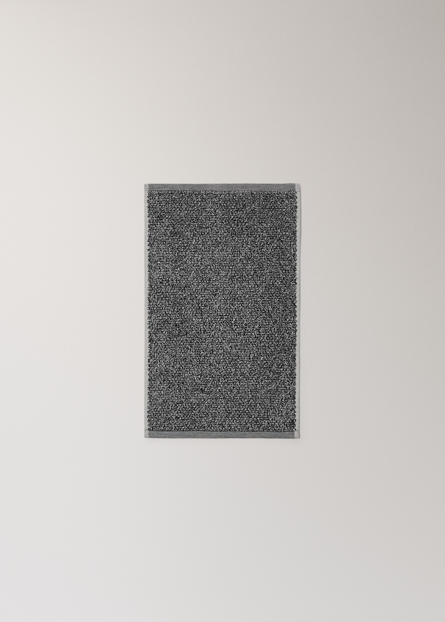 Cotton-blend two-tone guest towel - Details of the article 4