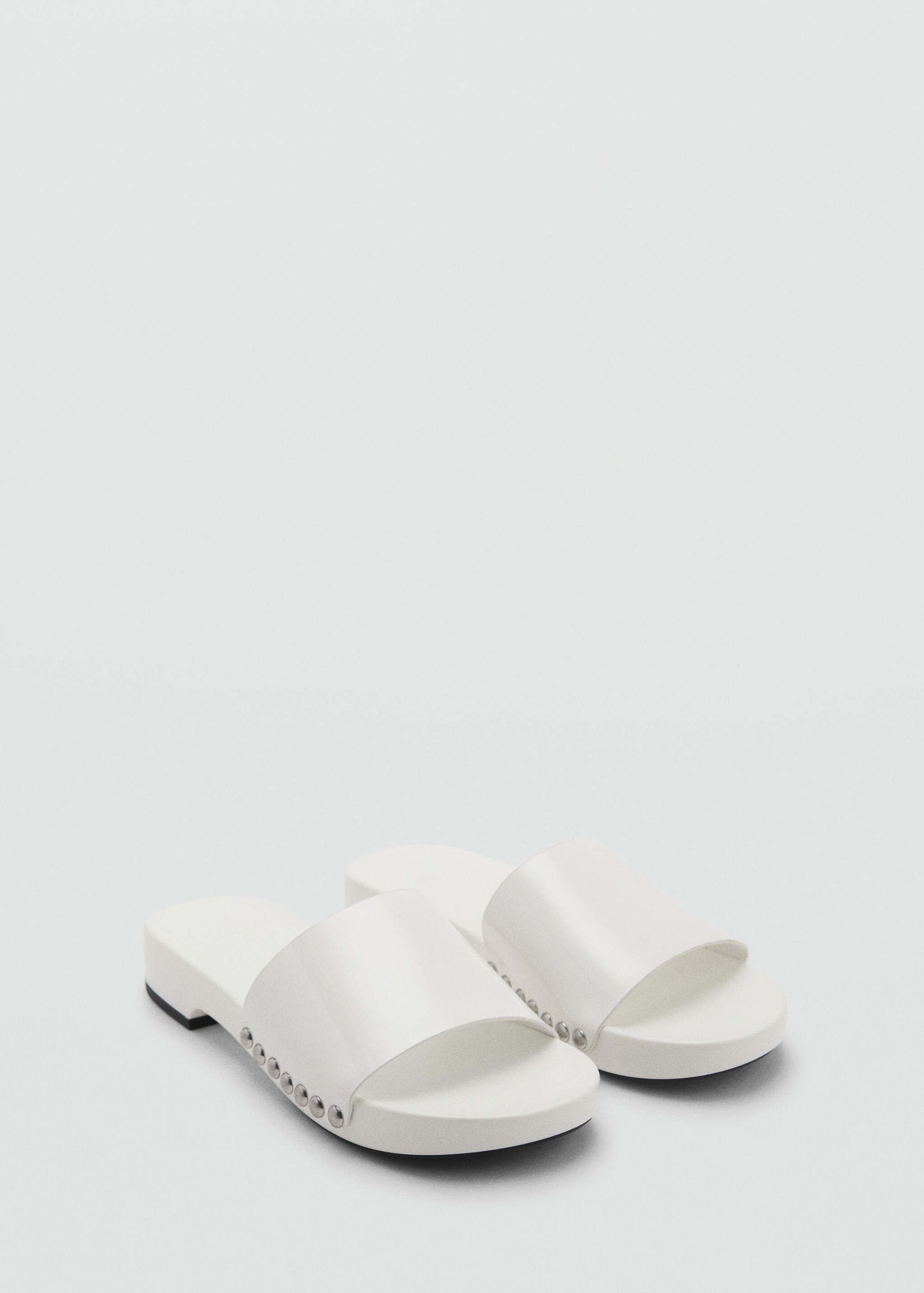 Studded leather sandals - Medium plane