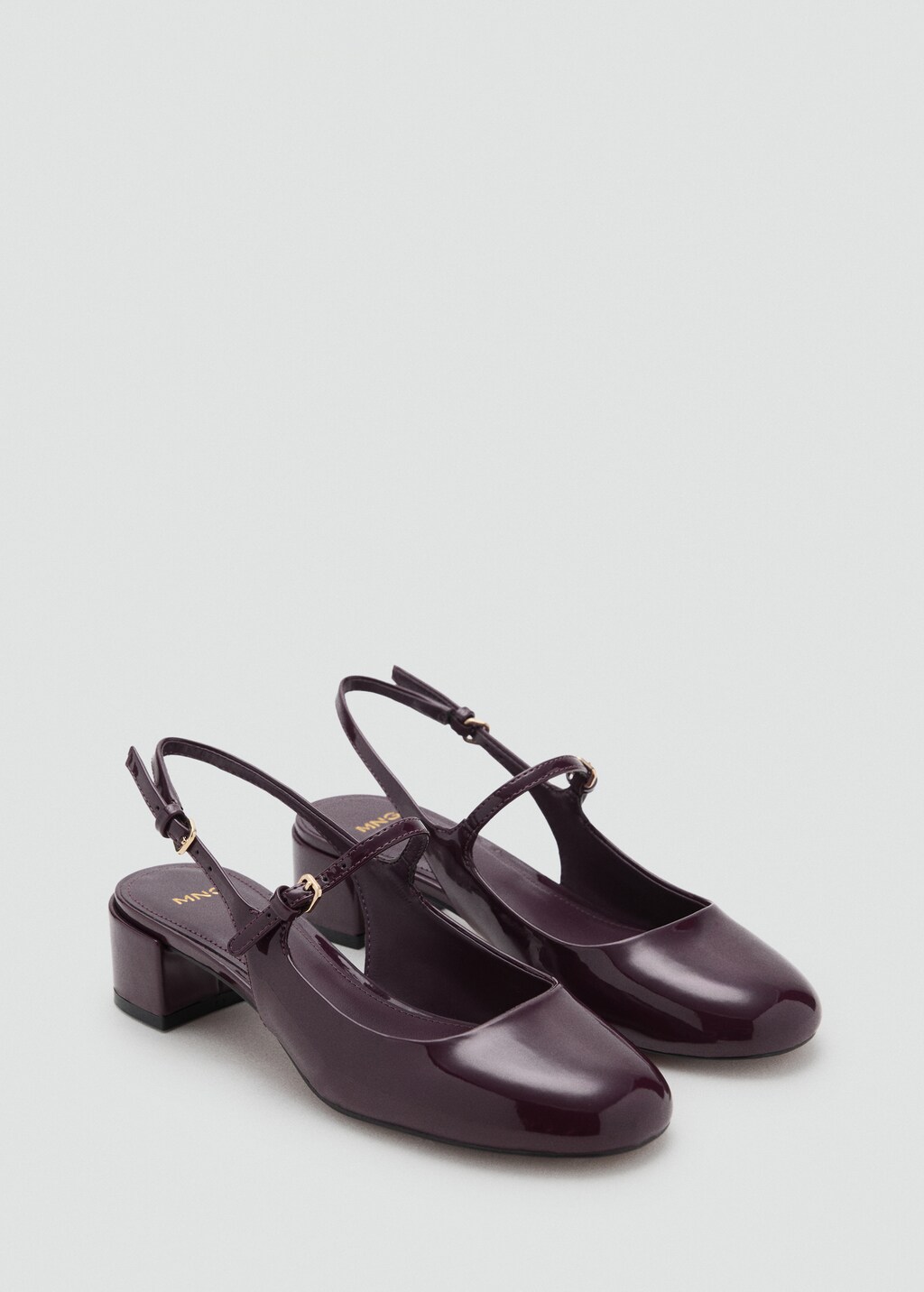 Patent leather block-heel shoes - image 5