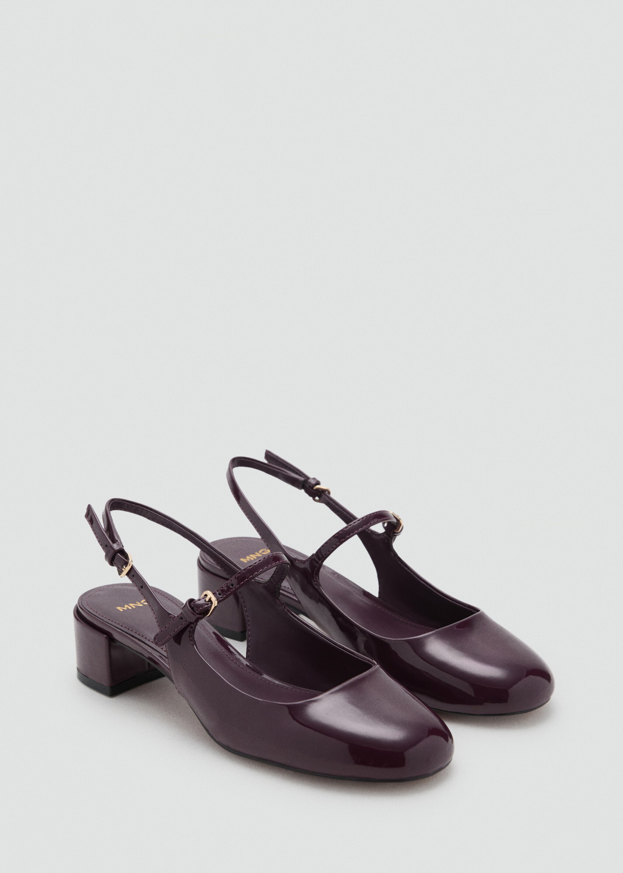 Chaussures vernies talon bloc - Plan moyen