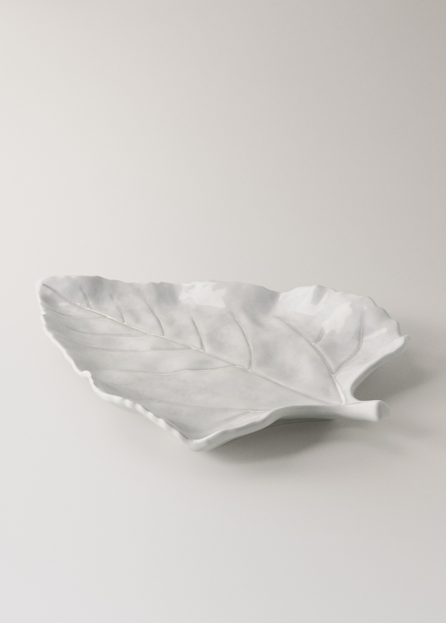 Earthenware fountain large leaf design - Details of the article 1