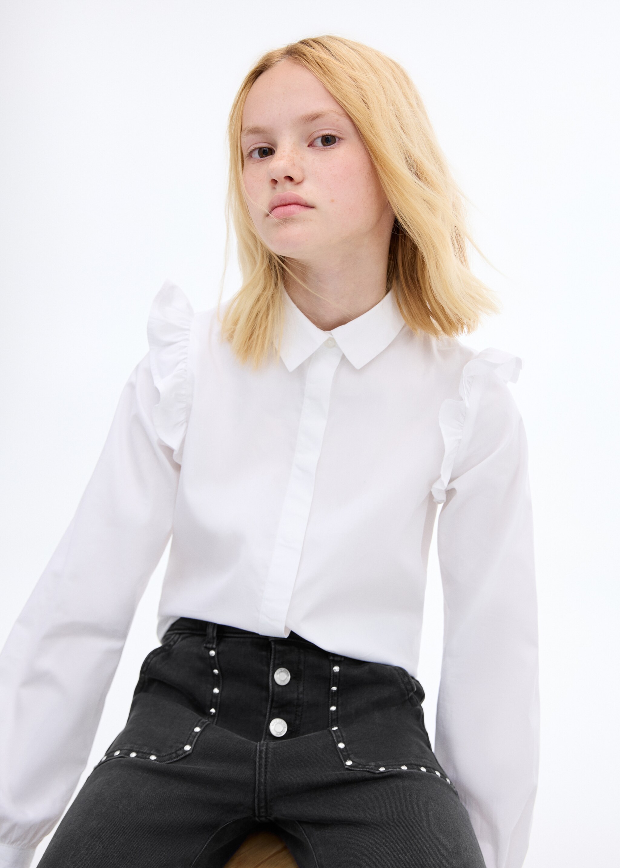 Straight-fit jeans with studs - Details of the article 2