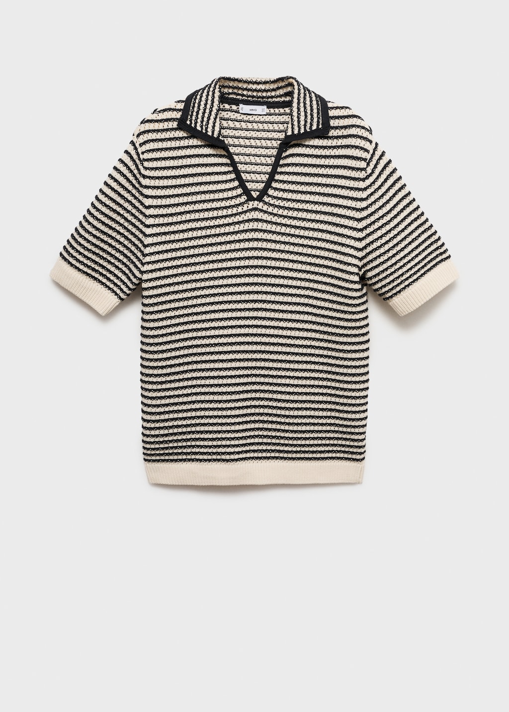 100% cotton polo shirt with striped structure