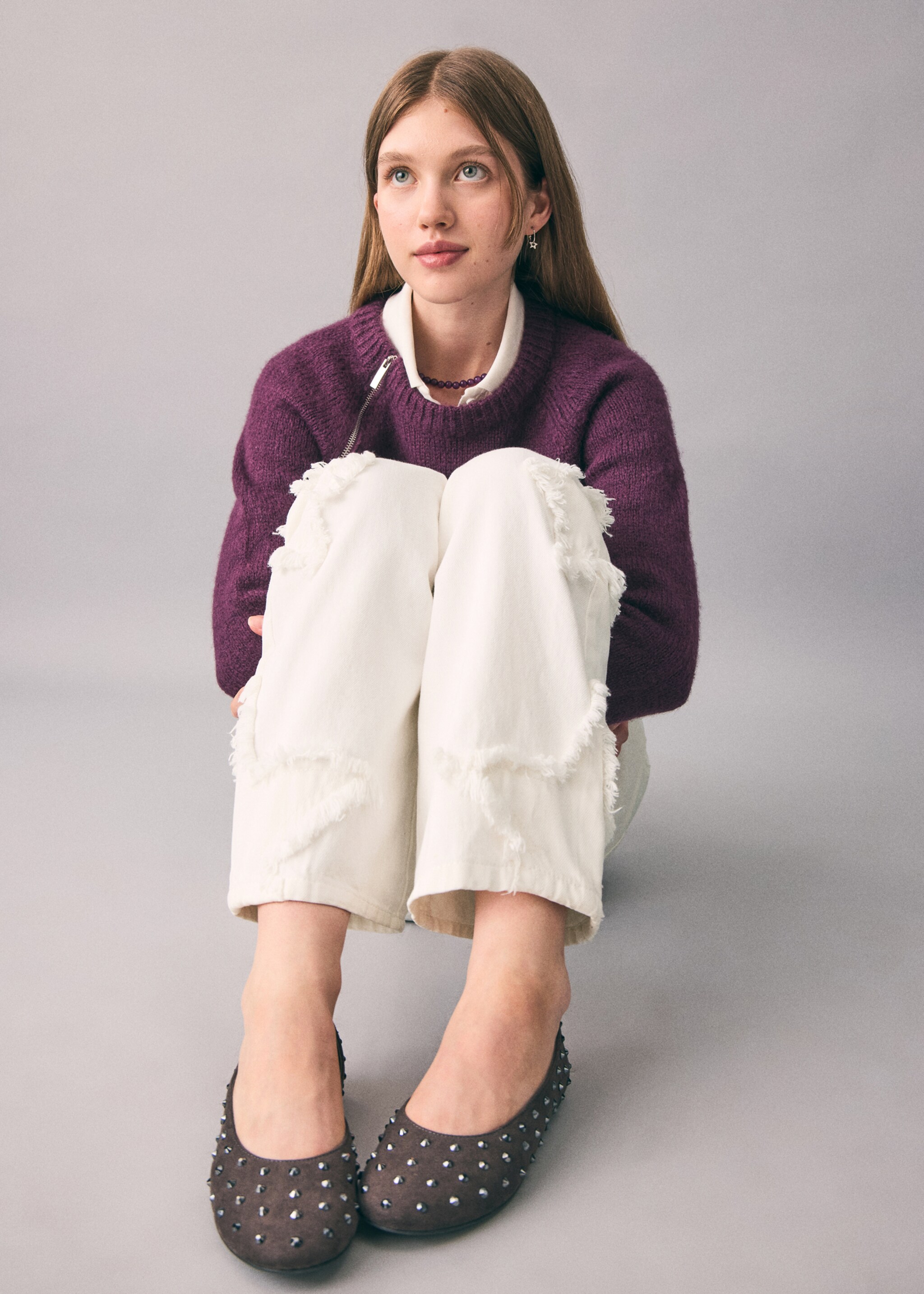 Straight-leg jeans with star embroidery - Details of the article 1, Off White. Ref: 17032913-00.