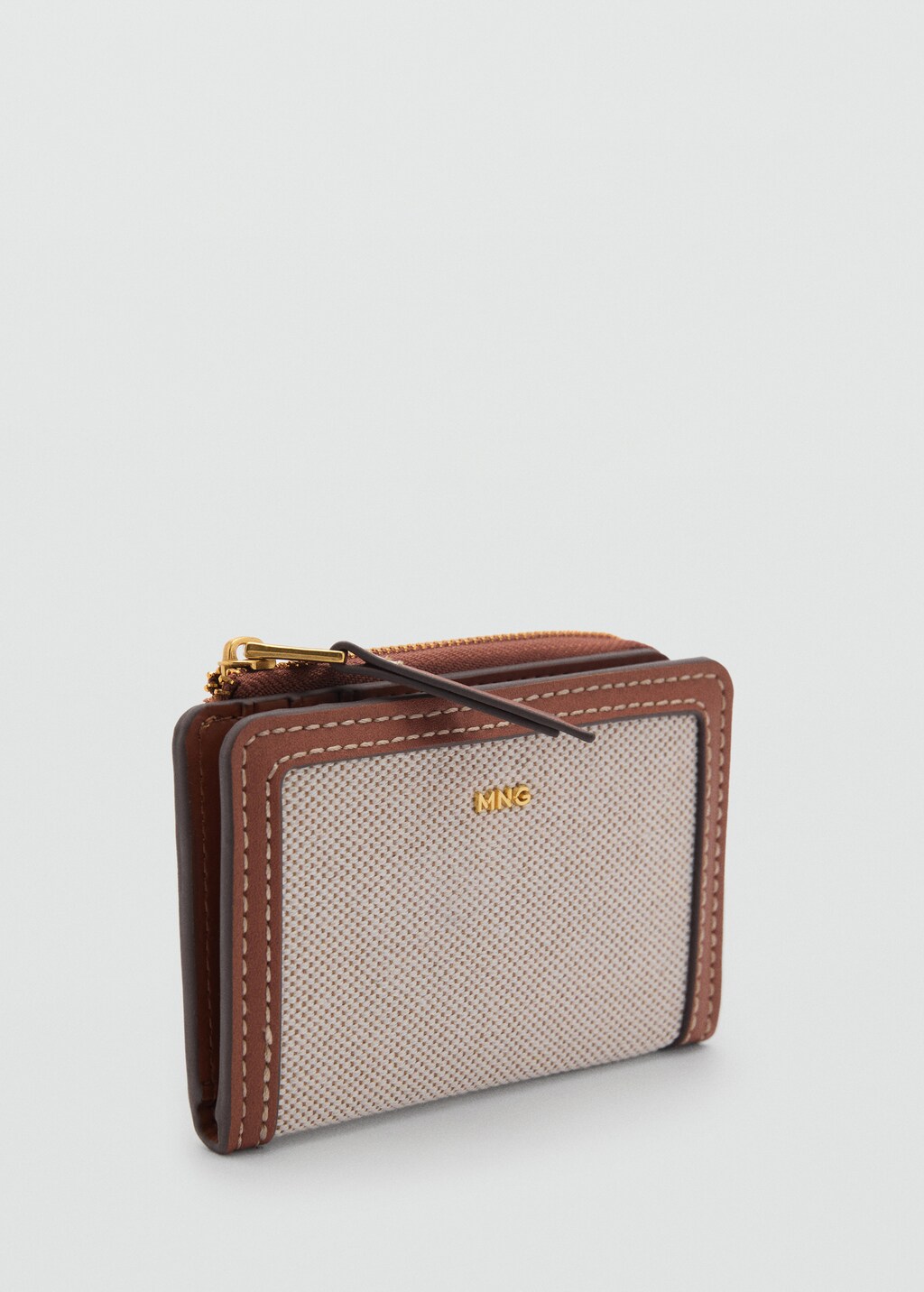 Canvas wallet with contrasting flap