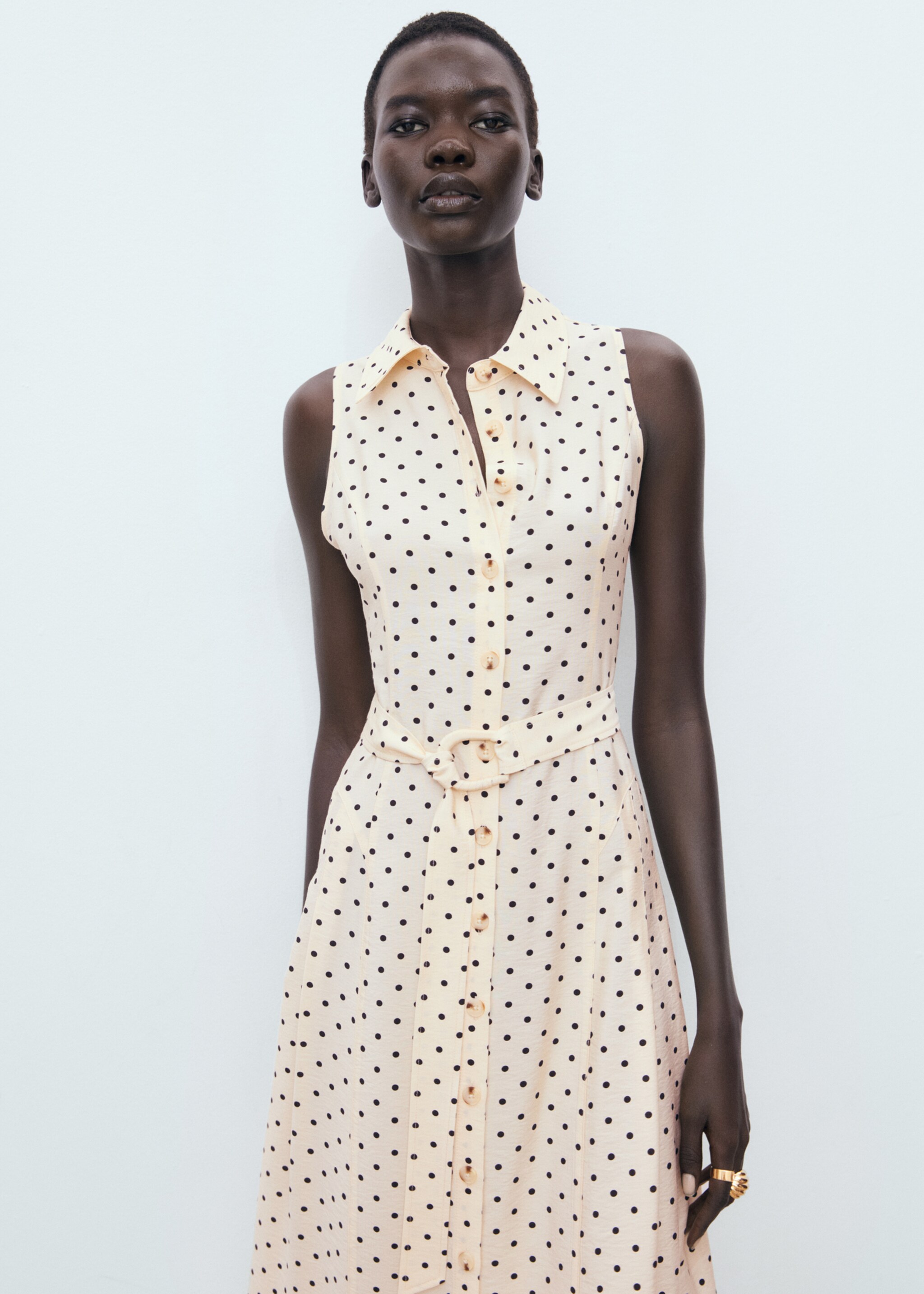 Polka dot shirt dress - Medium plane