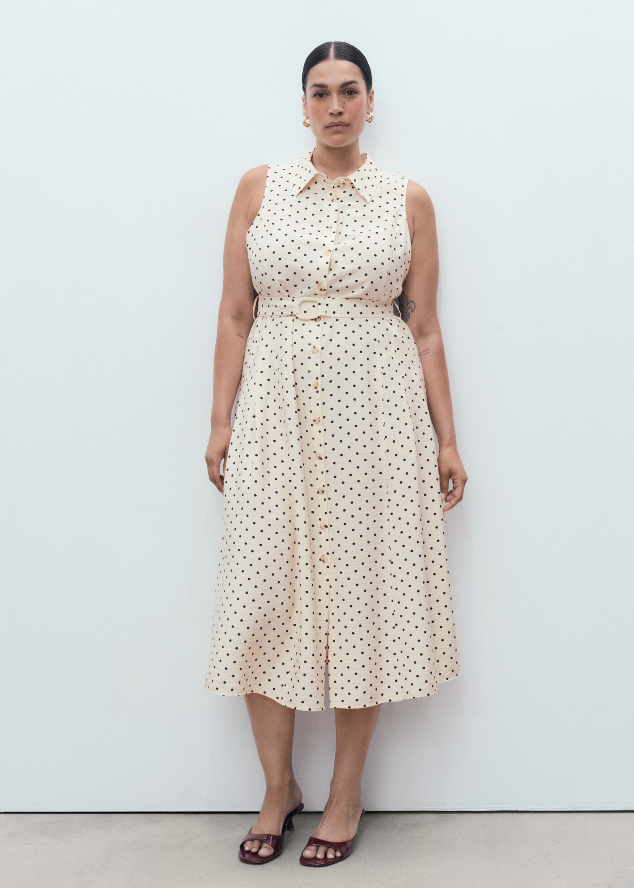 Polka dot shirt dress - Details of the article 3