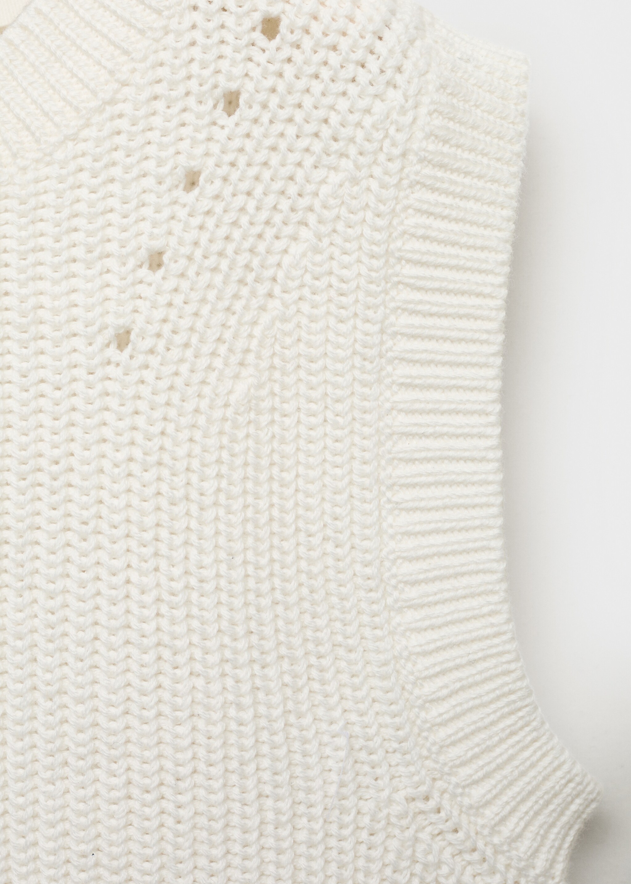 Knitted cotton gilet - Details of the article 8