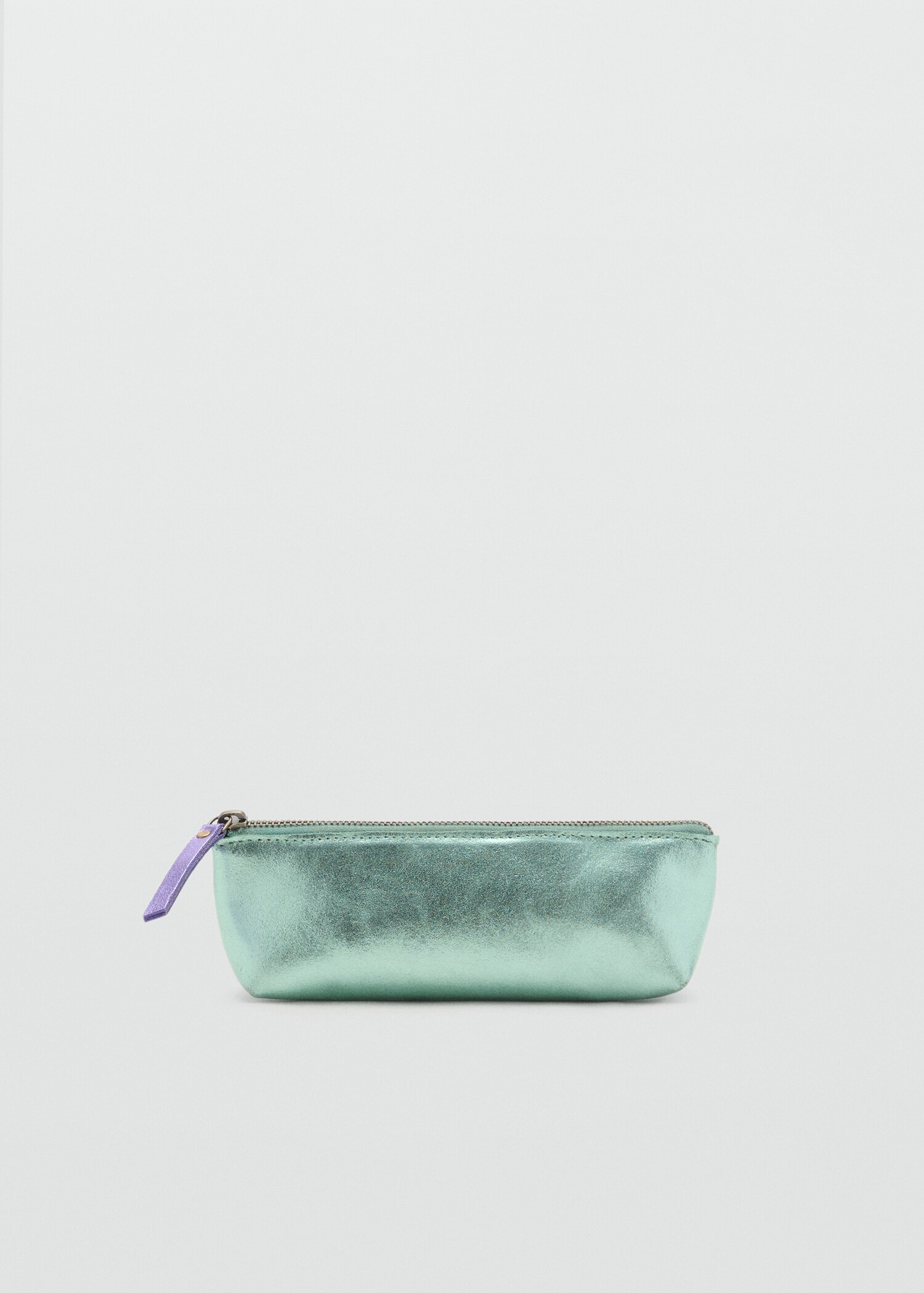Metallic effect leather case - منتج دون نموذج