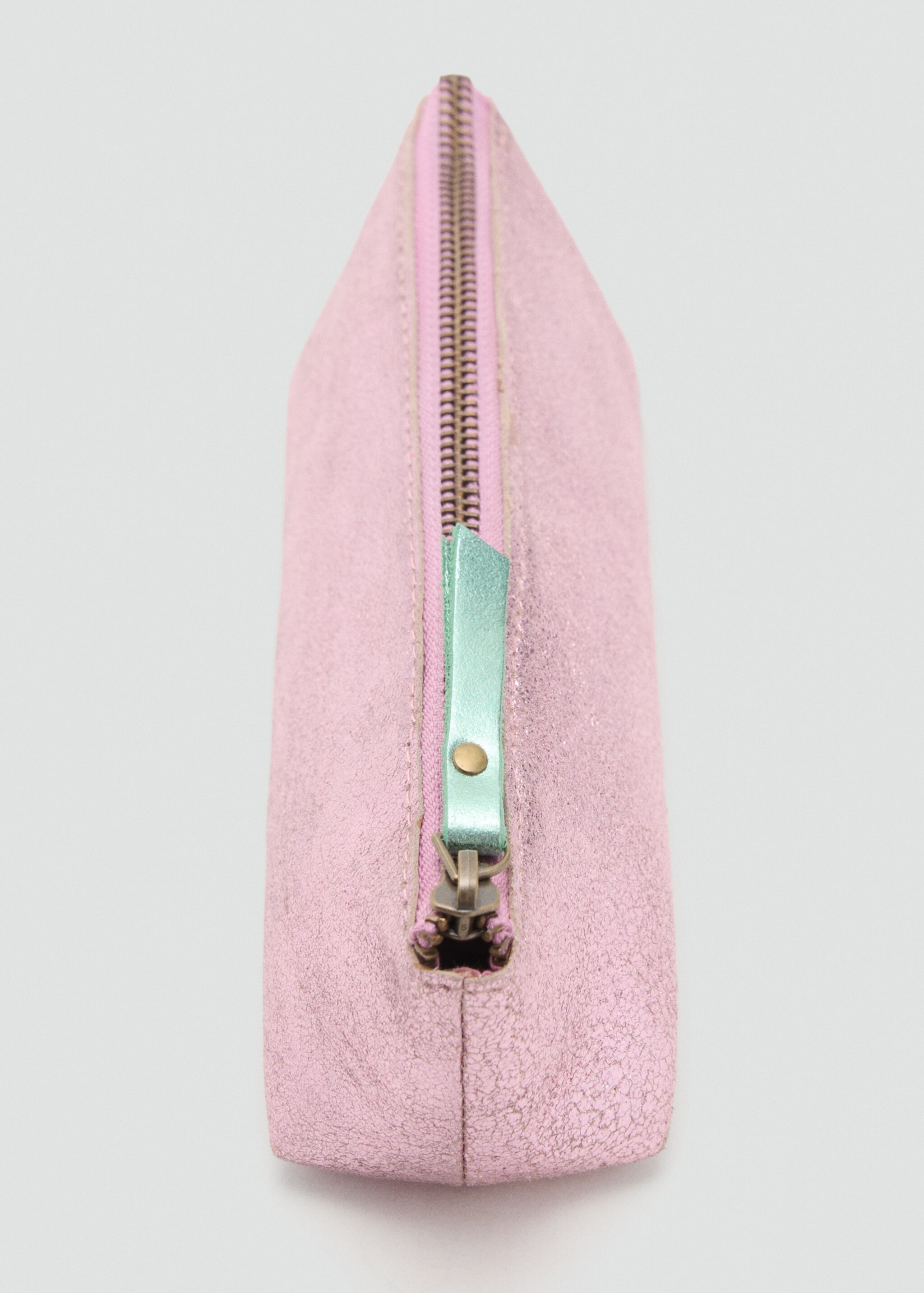 Metallic effect leather case - Details of the article 1