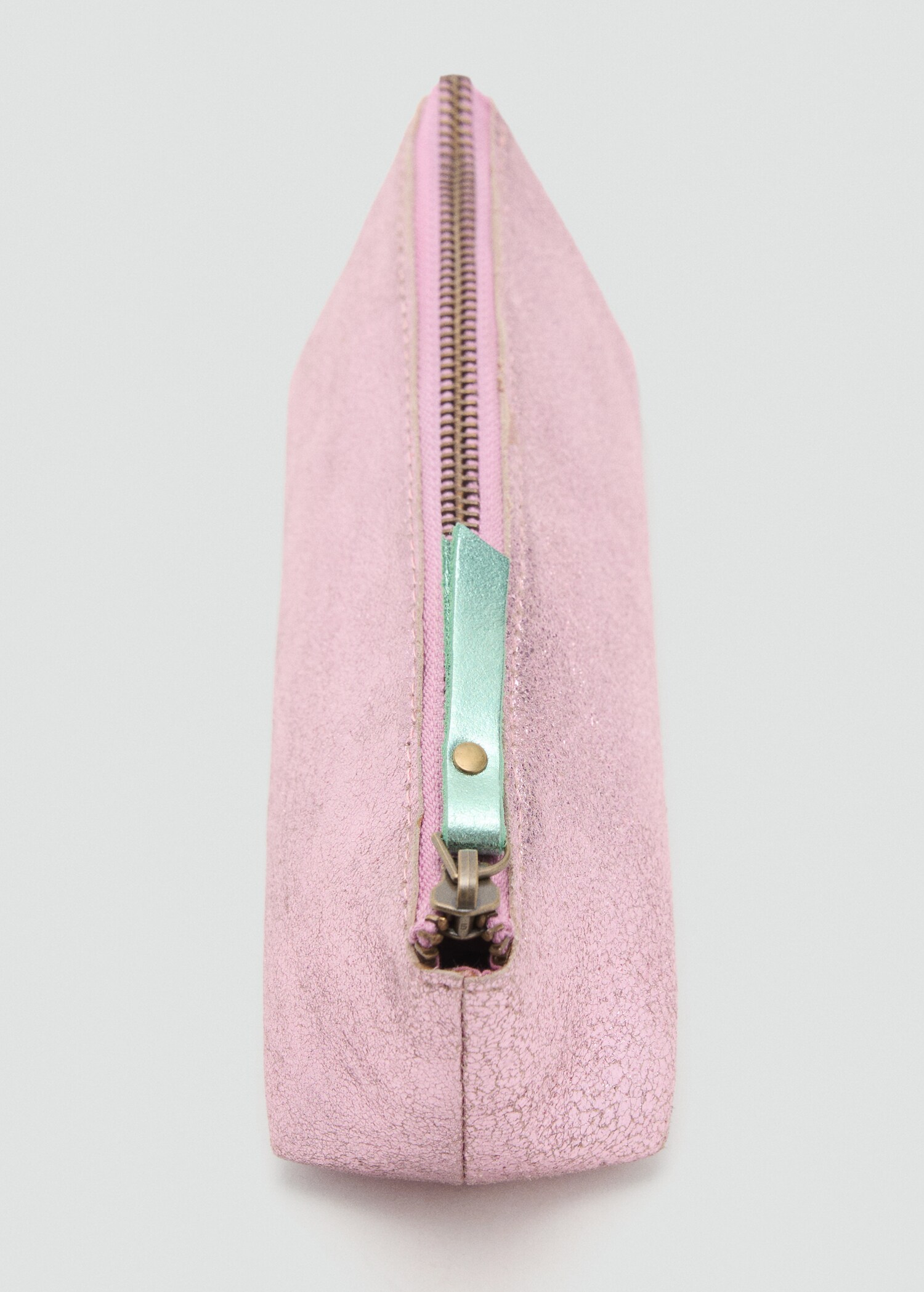 Metallic effect leather case - Details of the article 1