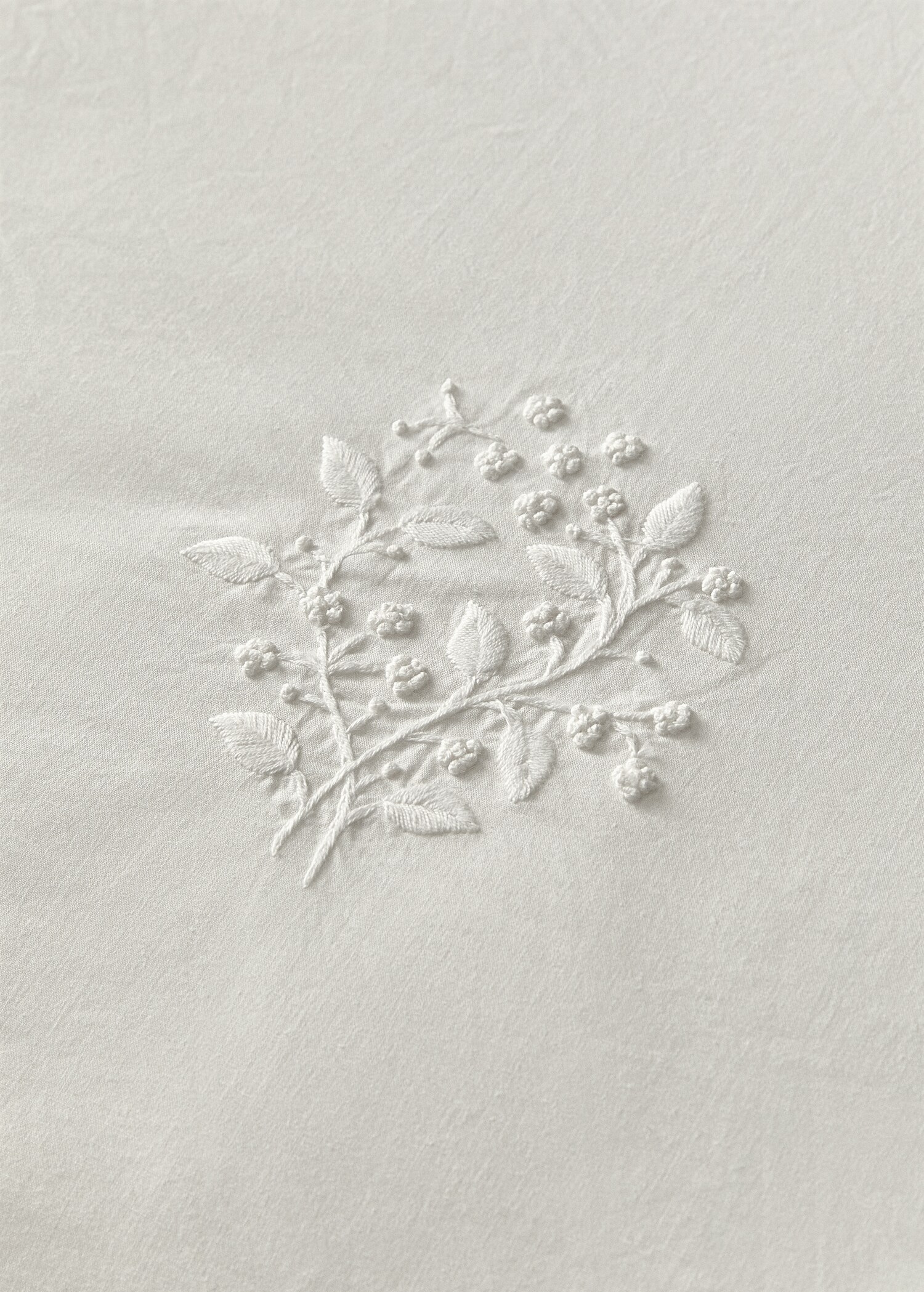 Percale cotton duvet cover with embroidered flowers for 135/140 cm bed - Details of the article 8