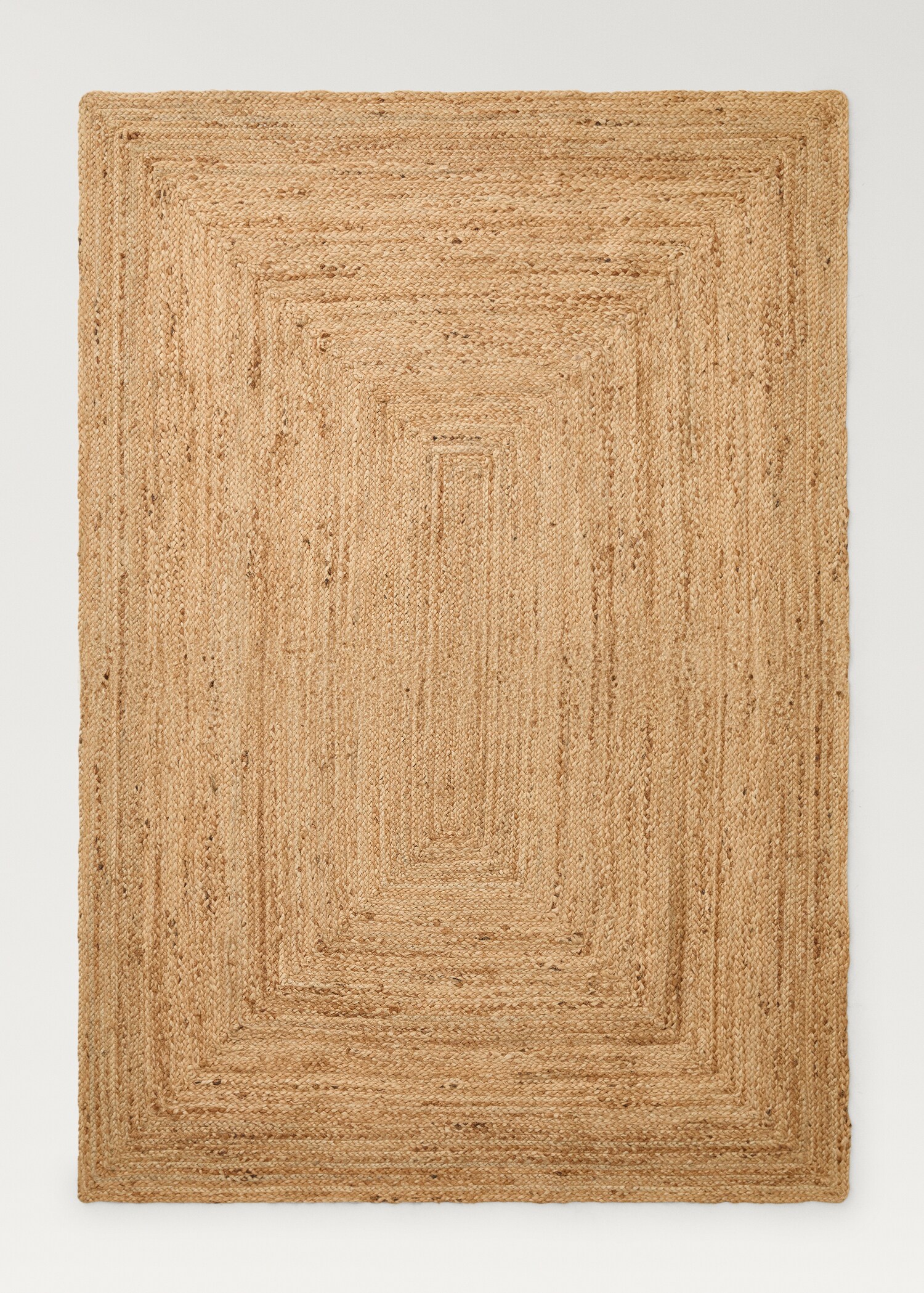 Large woven natural fibre jute carpet - Article without model