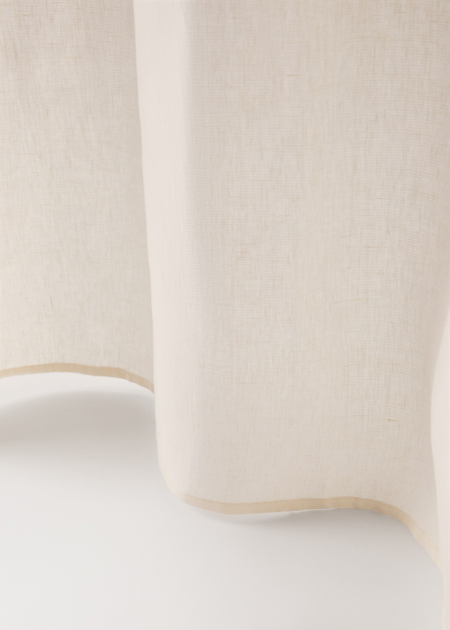 Linen medium-opacity curtain - Details of the article 2
