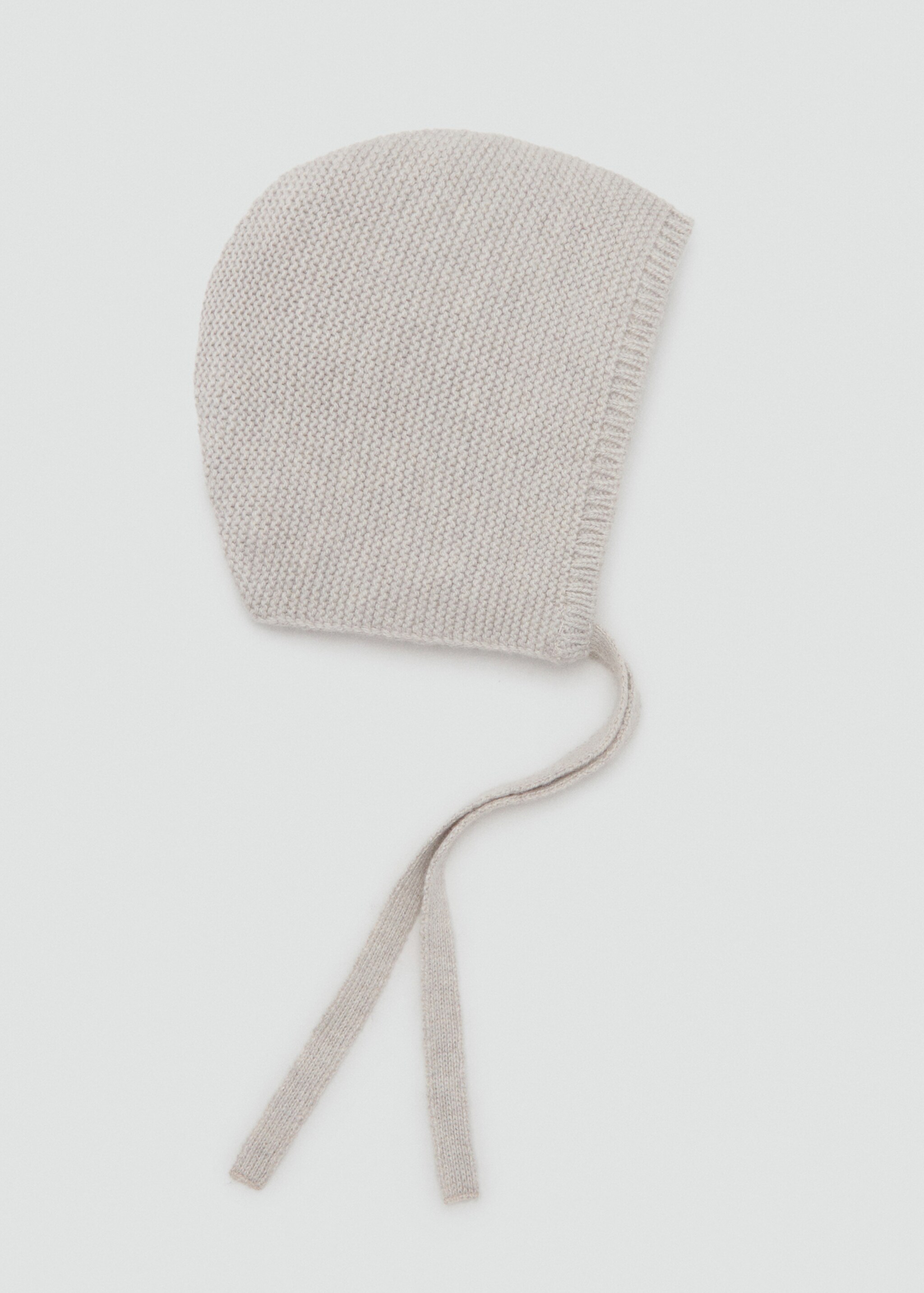 Knitted bonnet - Article without model