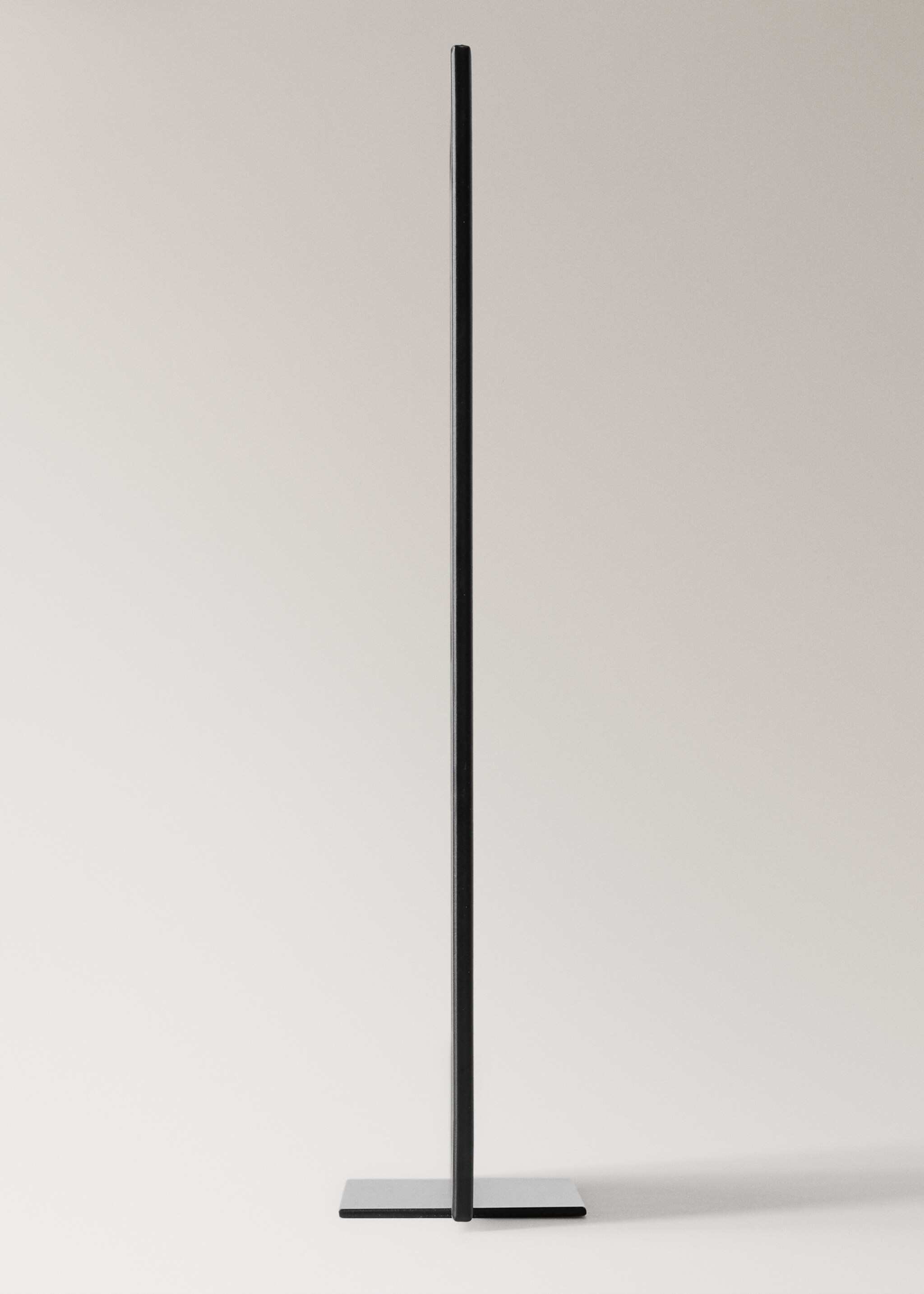 Metal vanity mirror - Details of the article 2, Black. Ref: 17033804-00.