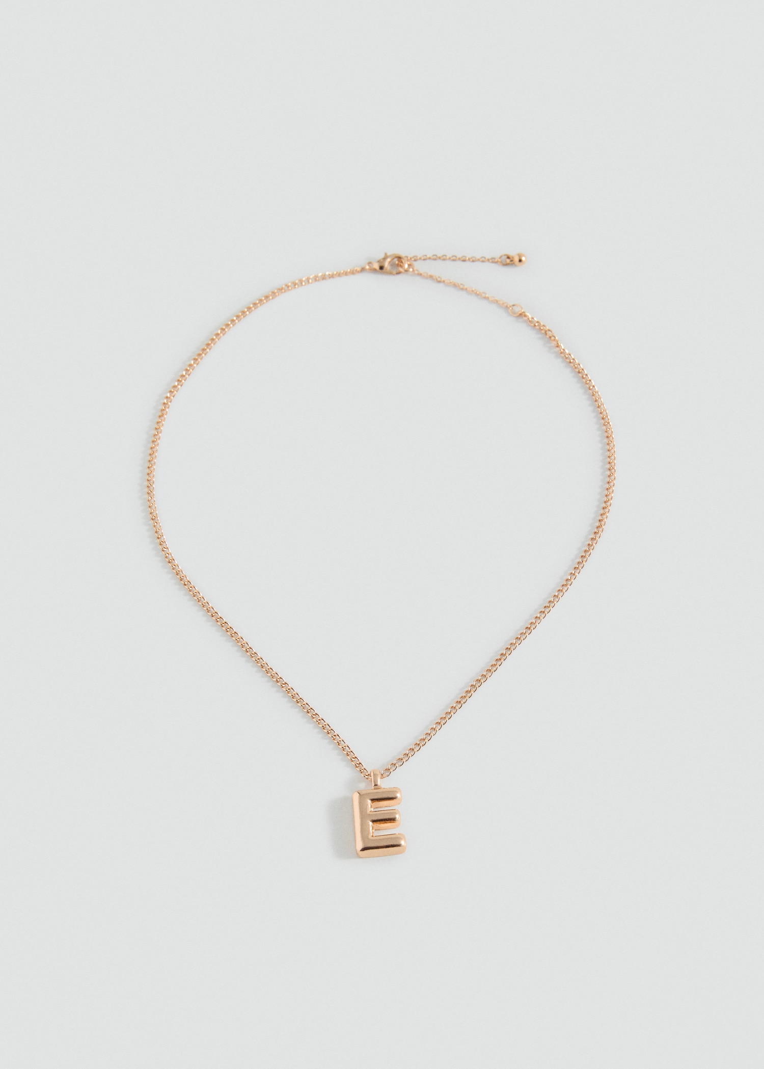 Collier pendentif lettre - Article sans modèle
