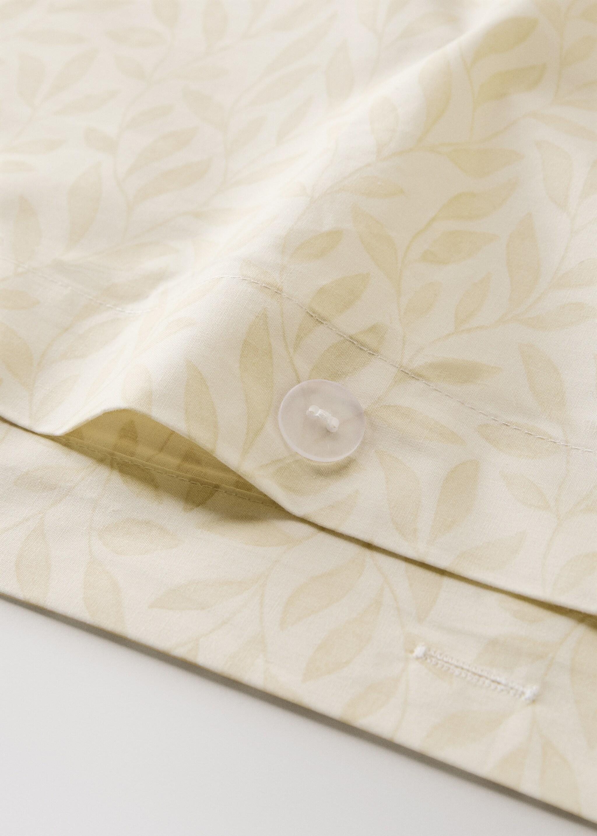 Percale cotton duvet cover with leaf print for 180/200 cm bed - Details of the article 1, Vanilla. Ref: 17033817-00.