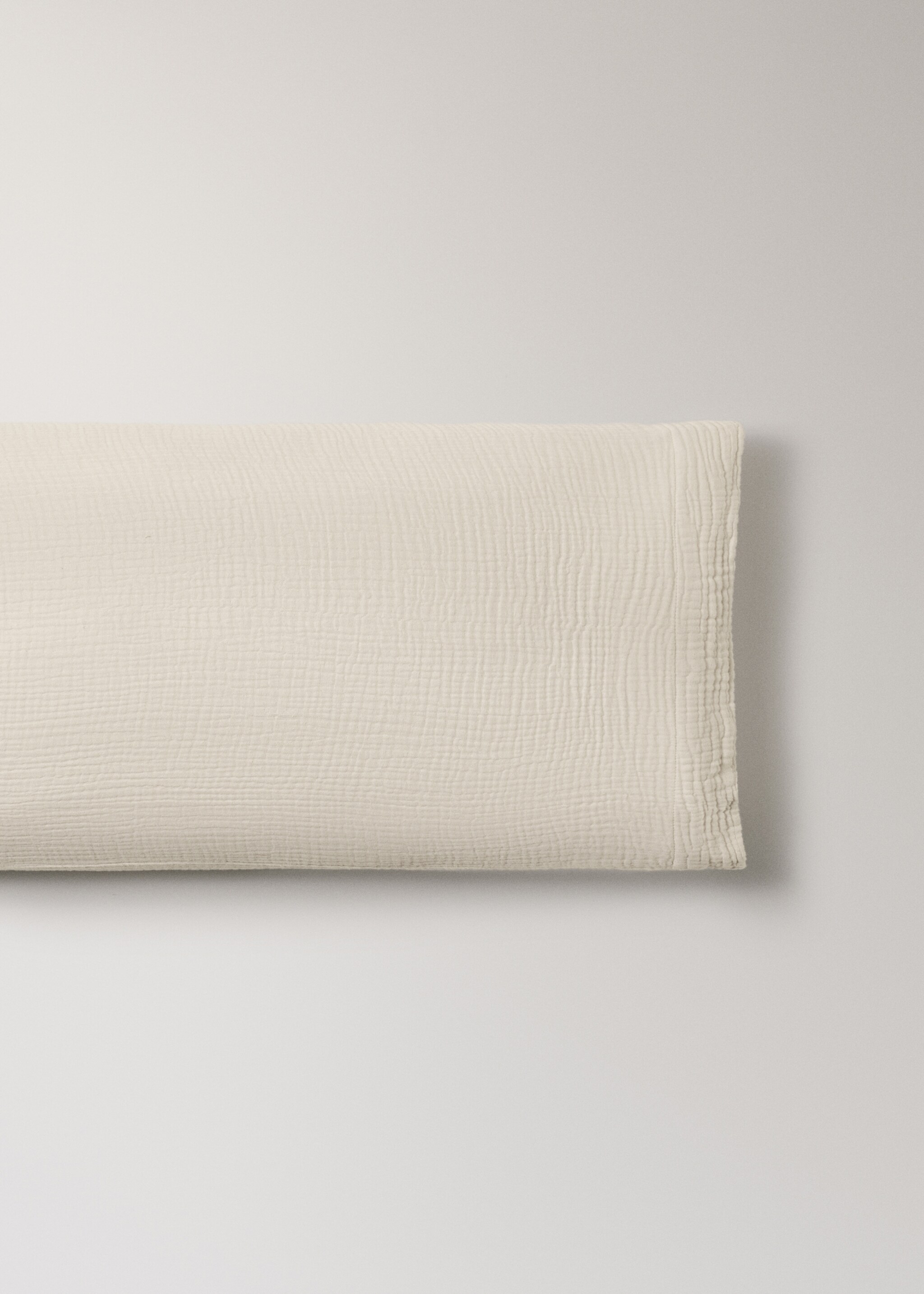 Cotton gauze pillowcase, 45x110 cm - Article without model, Ivory White. Ref: 17033822-00.