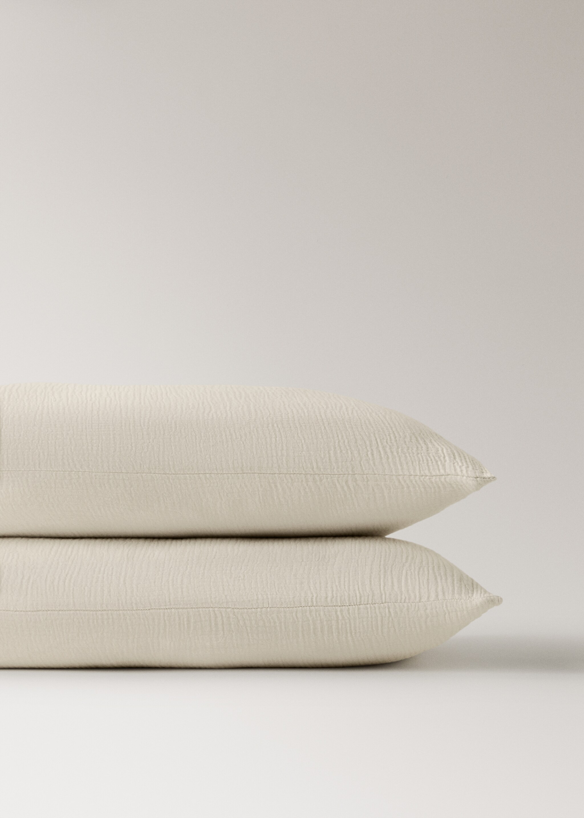 Cotton gauze pillow case 50x75cm - Details of the article 1, Ivory White. Ref: 17033823-00.