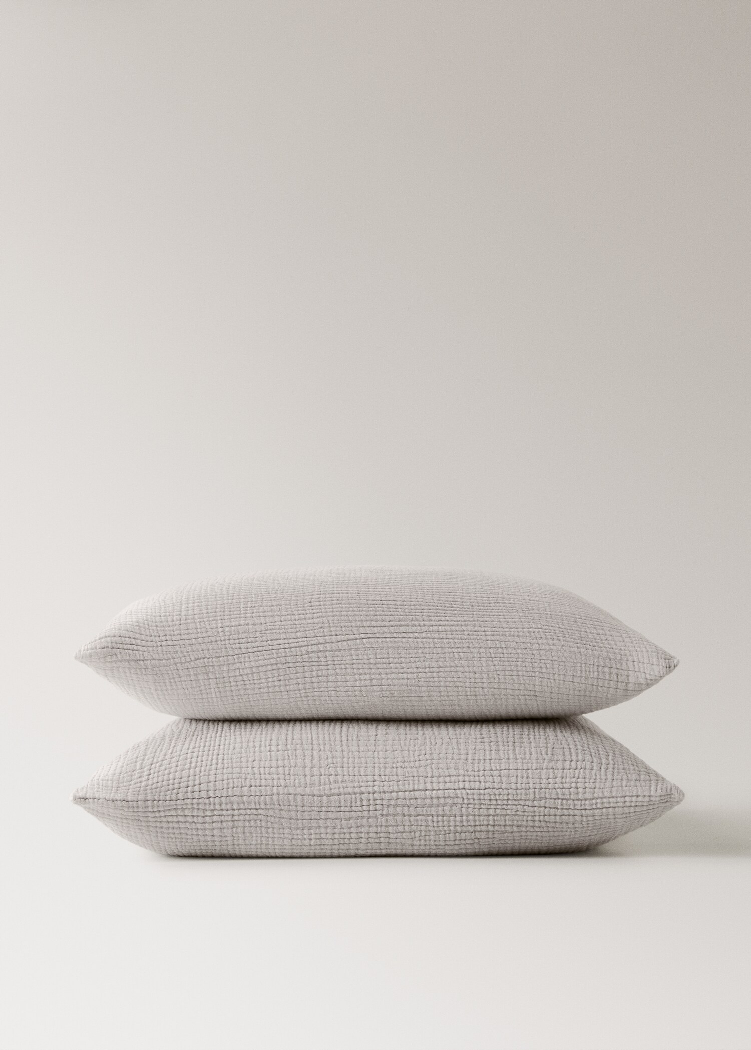 Two cotton gauze pillow covers 60x60 cm - Details of the article 1