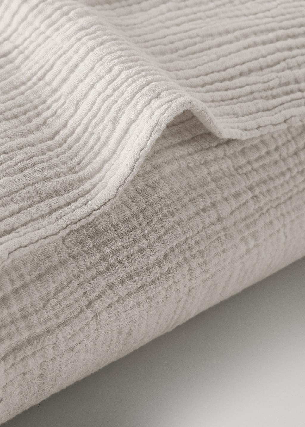 Two cotton chiffon pillowcases 60x60 cm