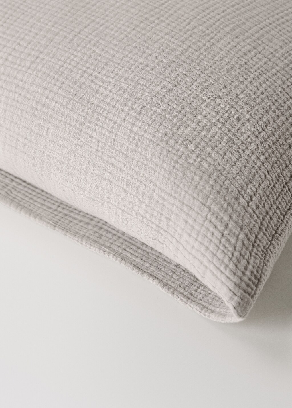 Two cotton chiffon pillowcases 60x60 cm