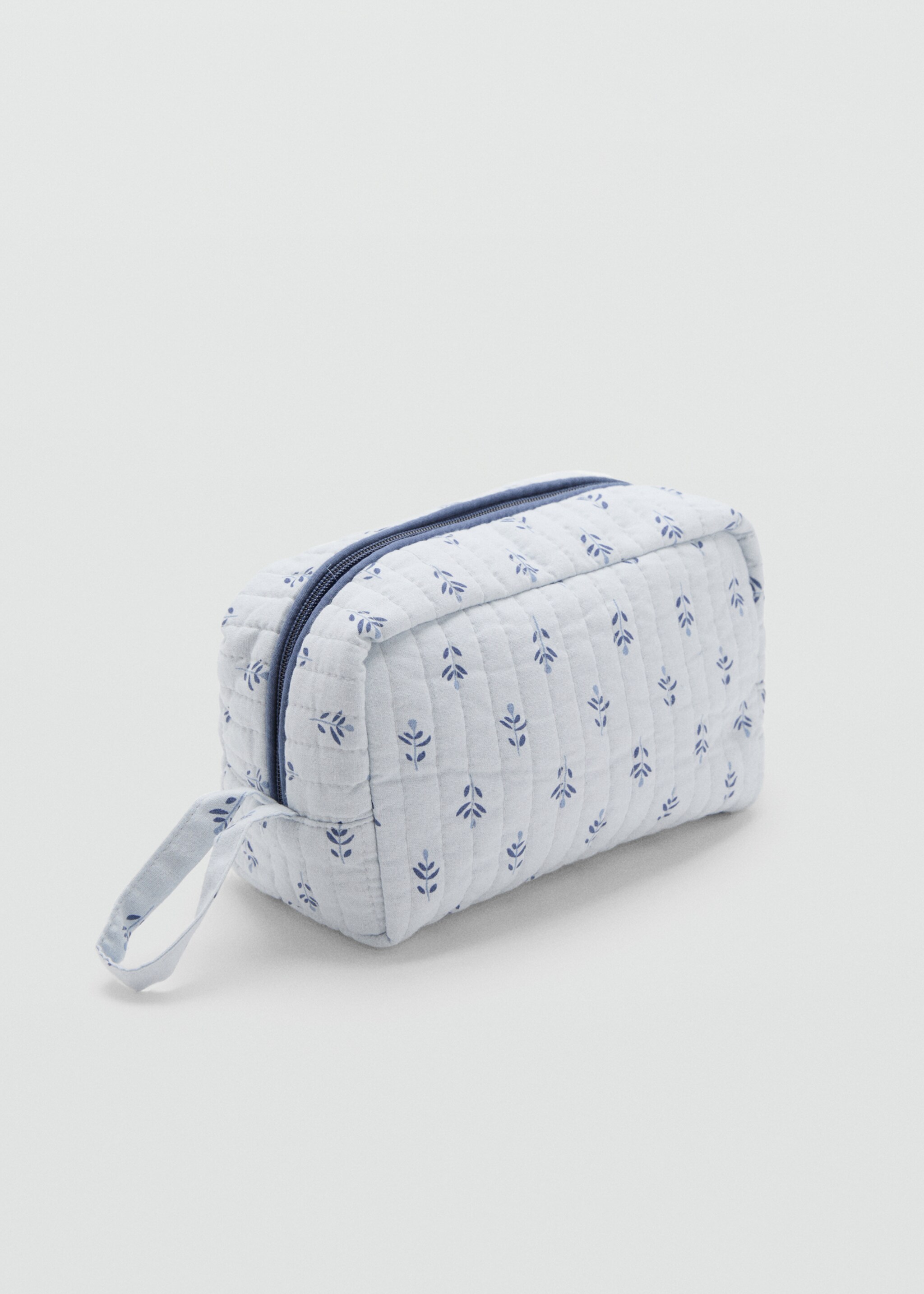 Printed cosmetic bag - Medium plane, Sky Blue. Ref: 17033826-00.