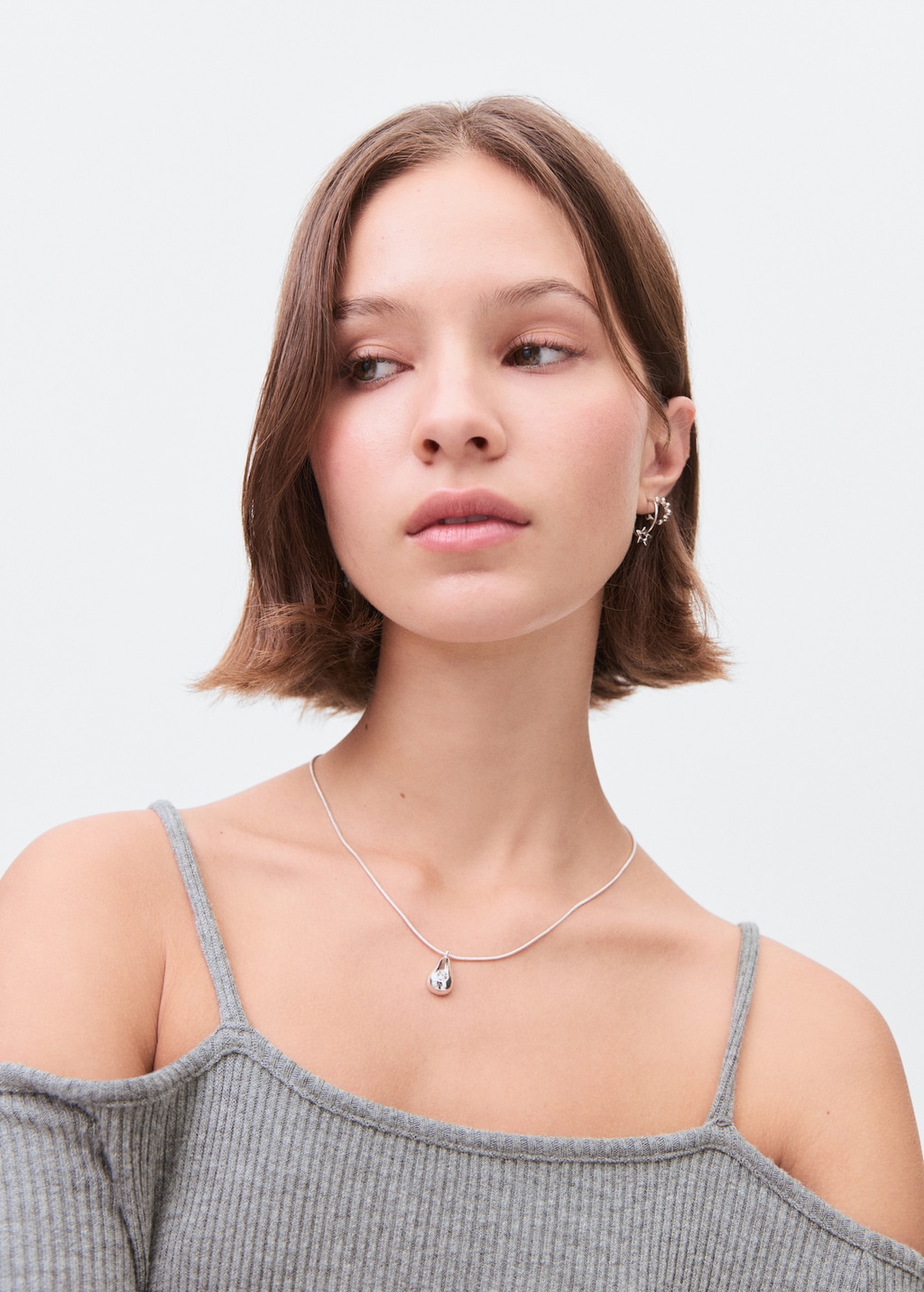 Knitted dress with cut-out