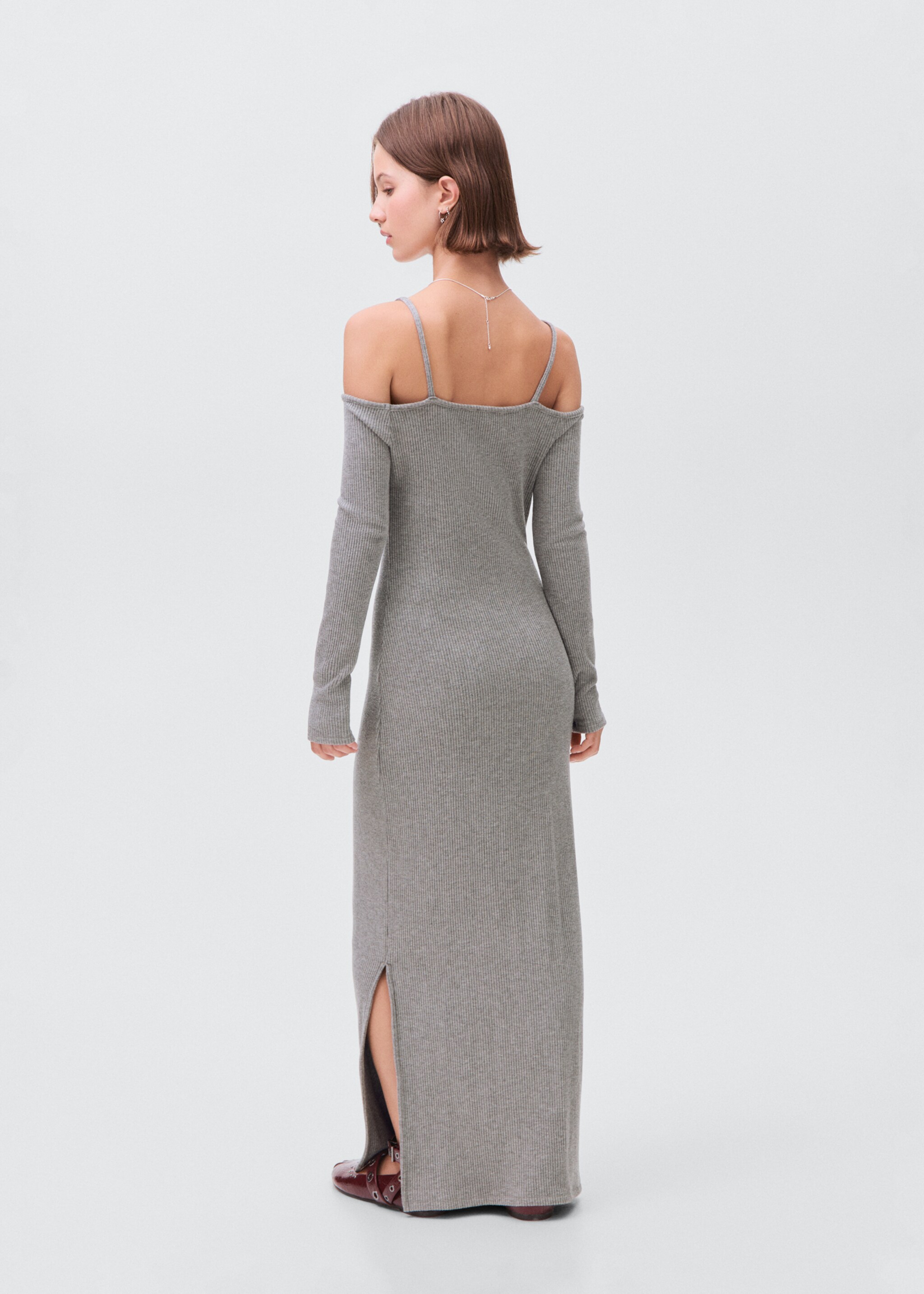 Knitted dress with cut-out - Reverse of the article