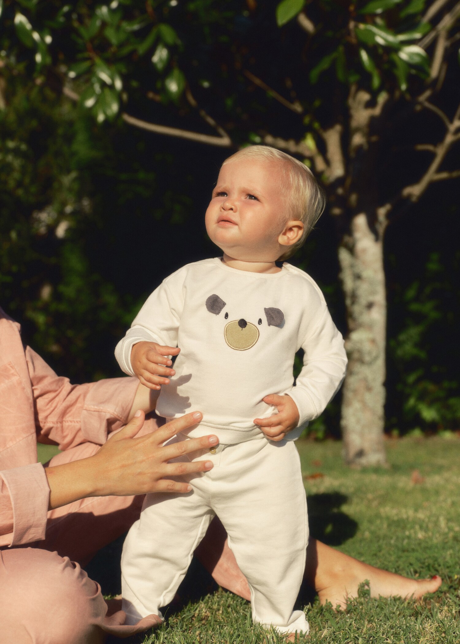 Sweatshirt with embroidered teddy bear - Details of the article 6